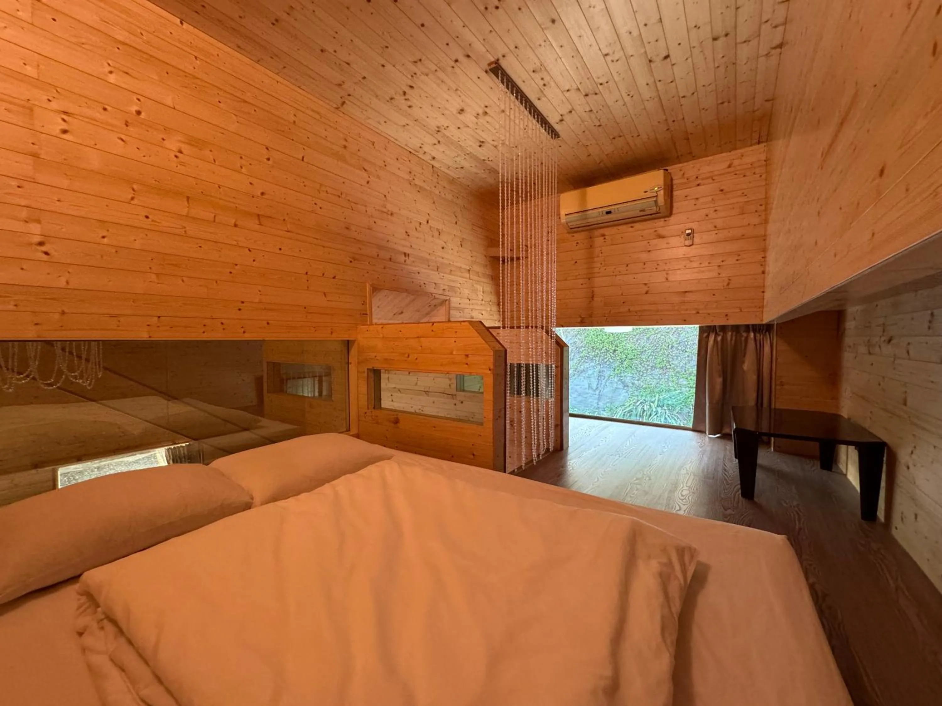 Bed in Runners' House Taitung