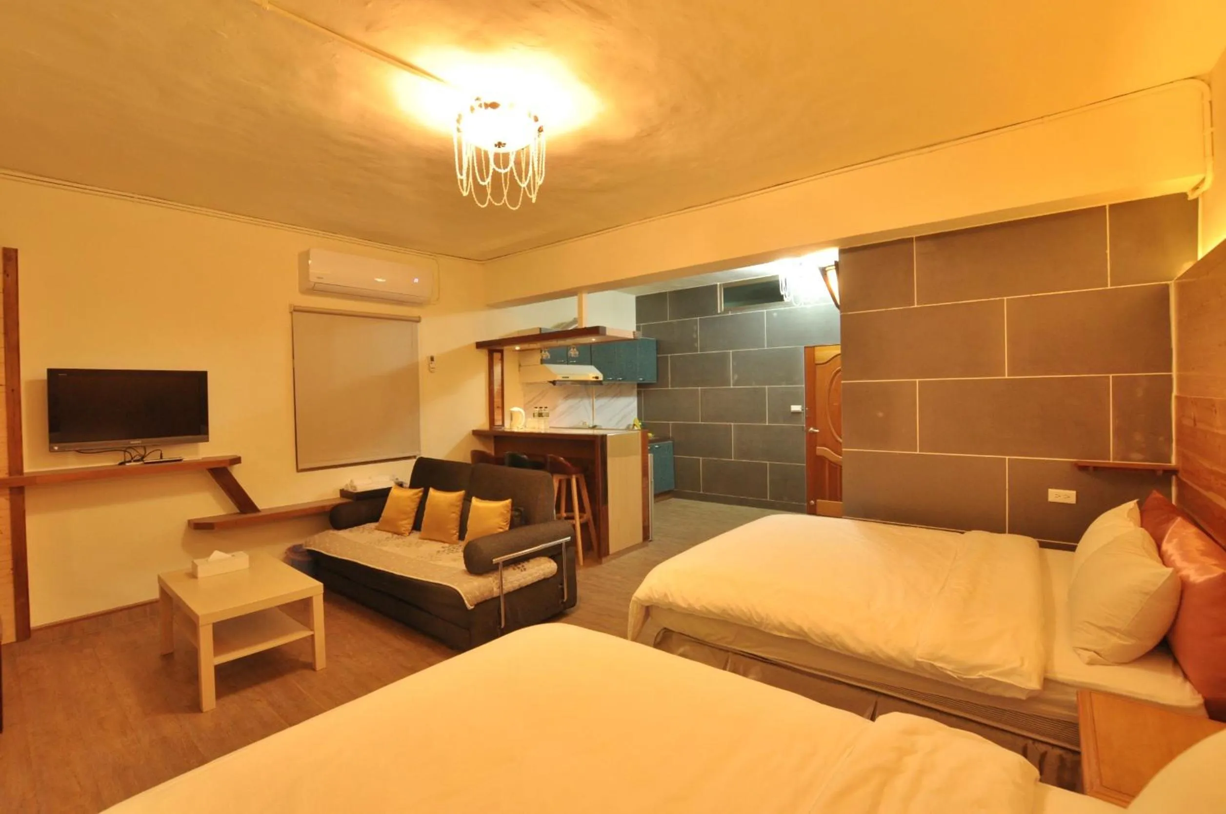 Photo of the whole room, Bed in Runners' House Taitung