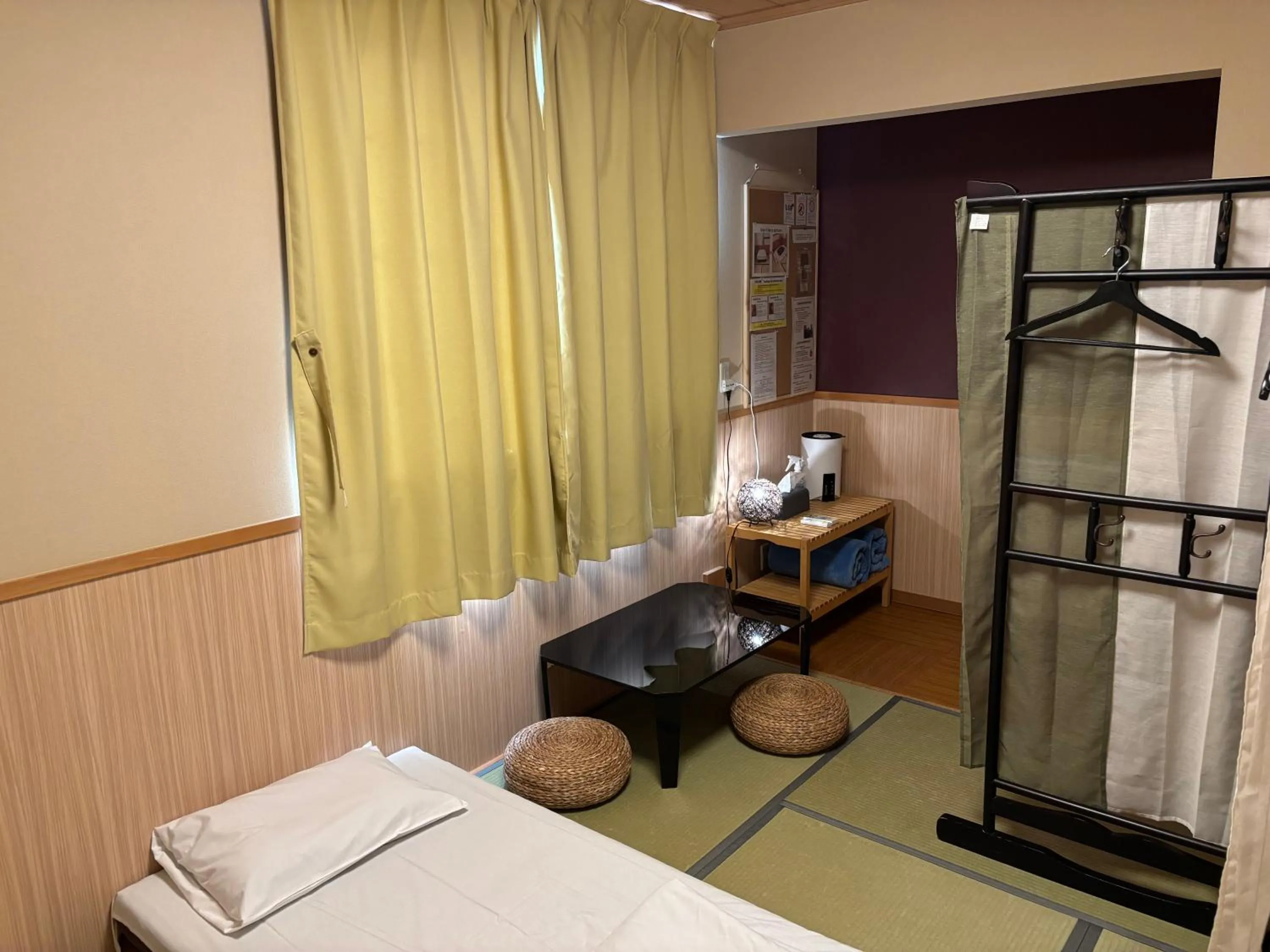 Photo of the whole room, Bed in GuestHouse Guu