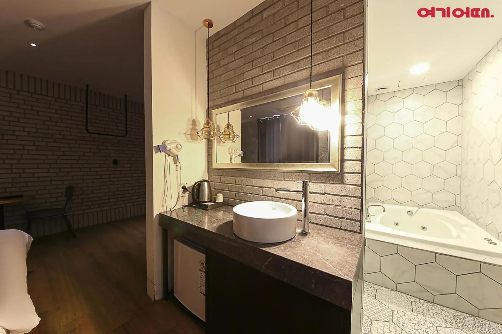 Superior Suite in Ignis Hotel Superior Suite in Ignis Hotel