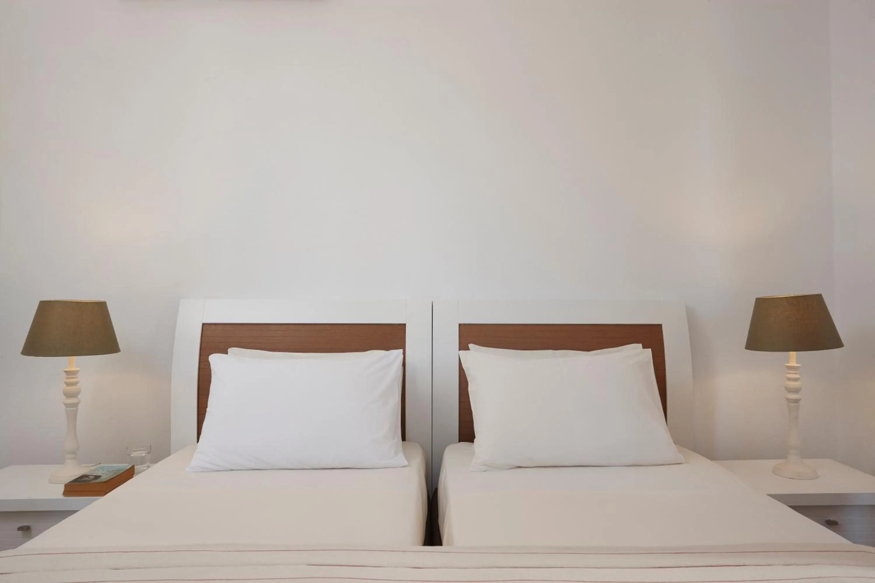 Bedroom, Bed in Anassa Mare Villas & Residences