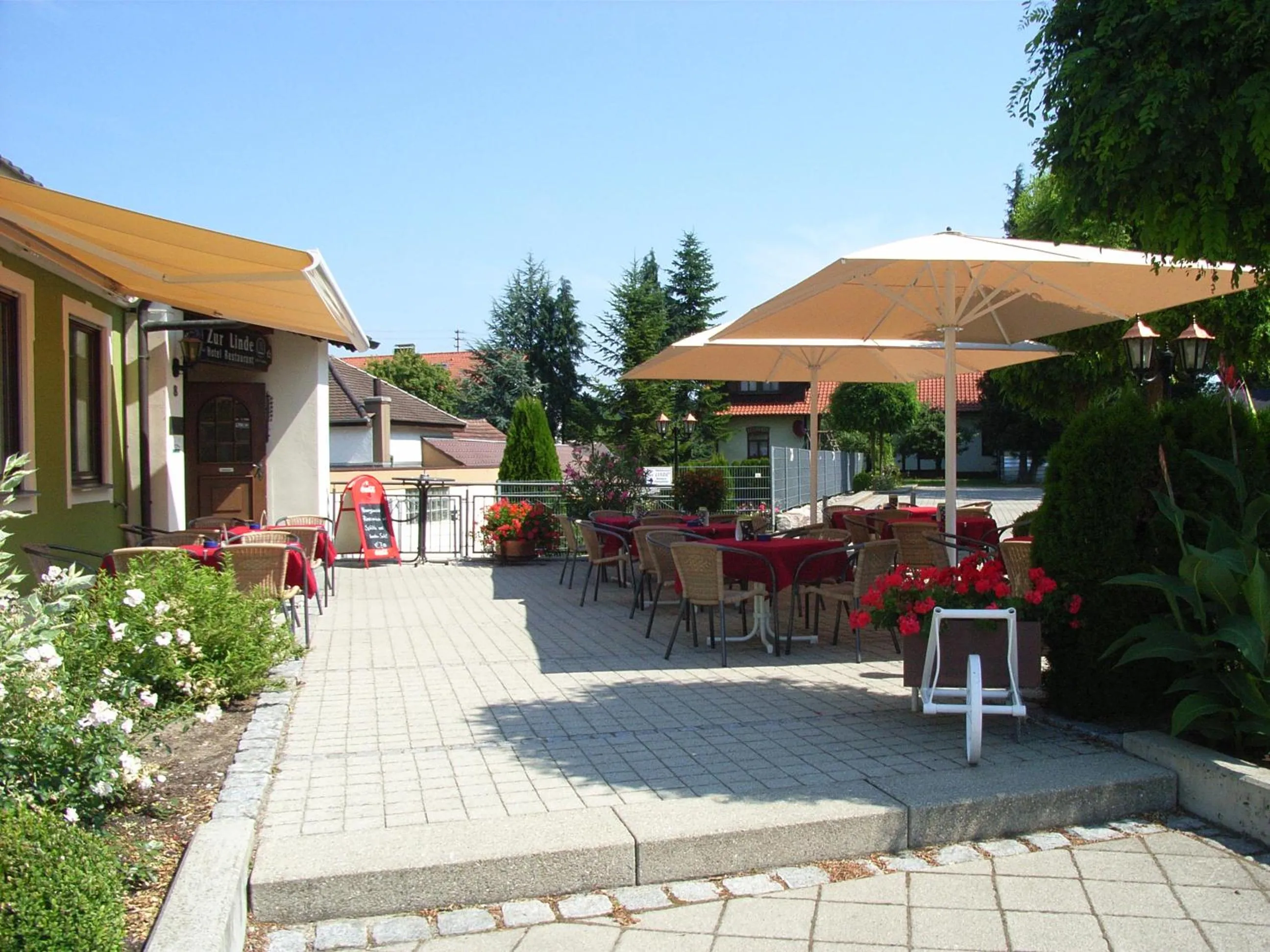 Facade/entrance in Hotel Restaurant Zur Linde