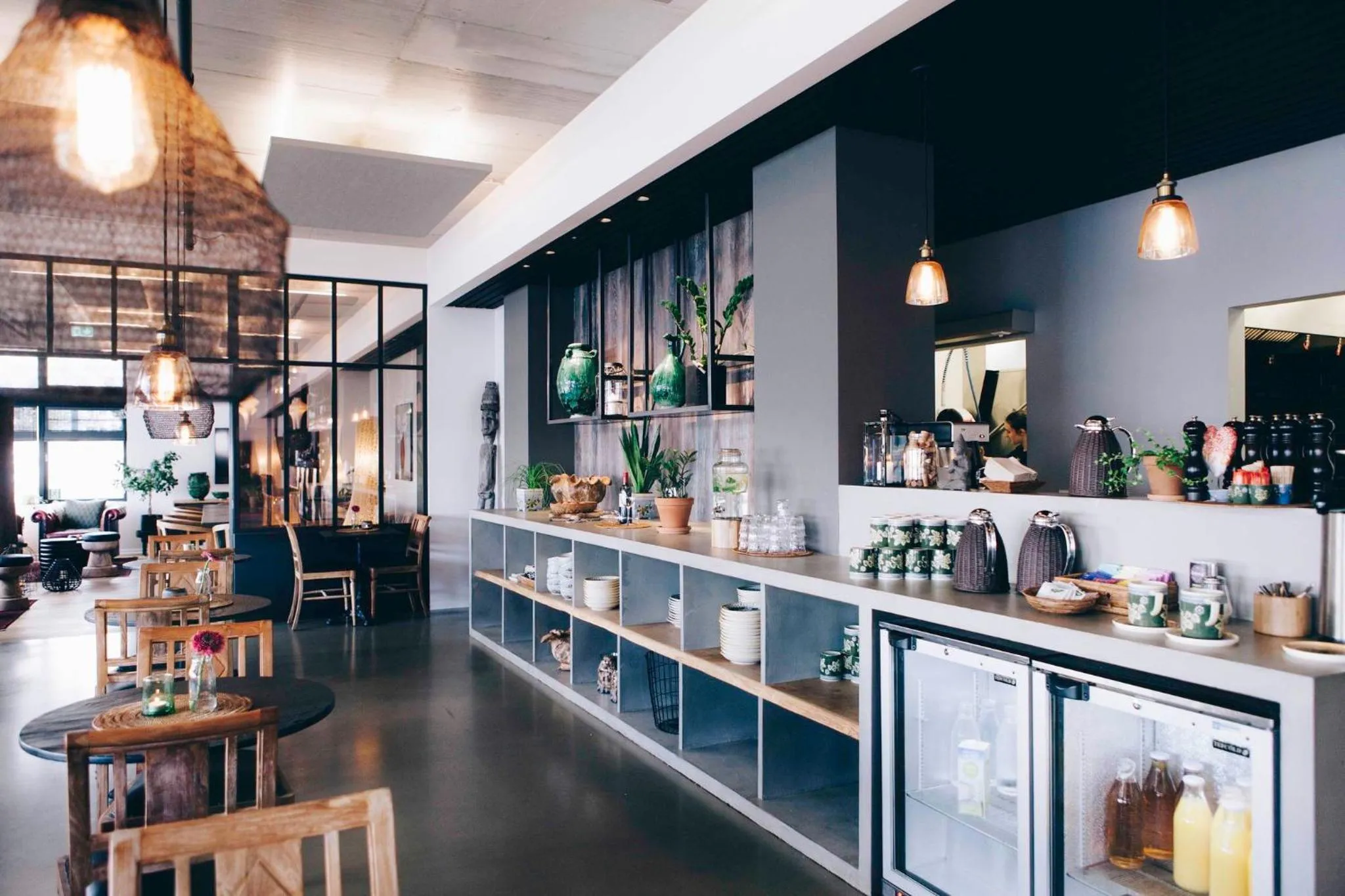 Restaurant/places to eat in Eyja Guldsmeden Hotel