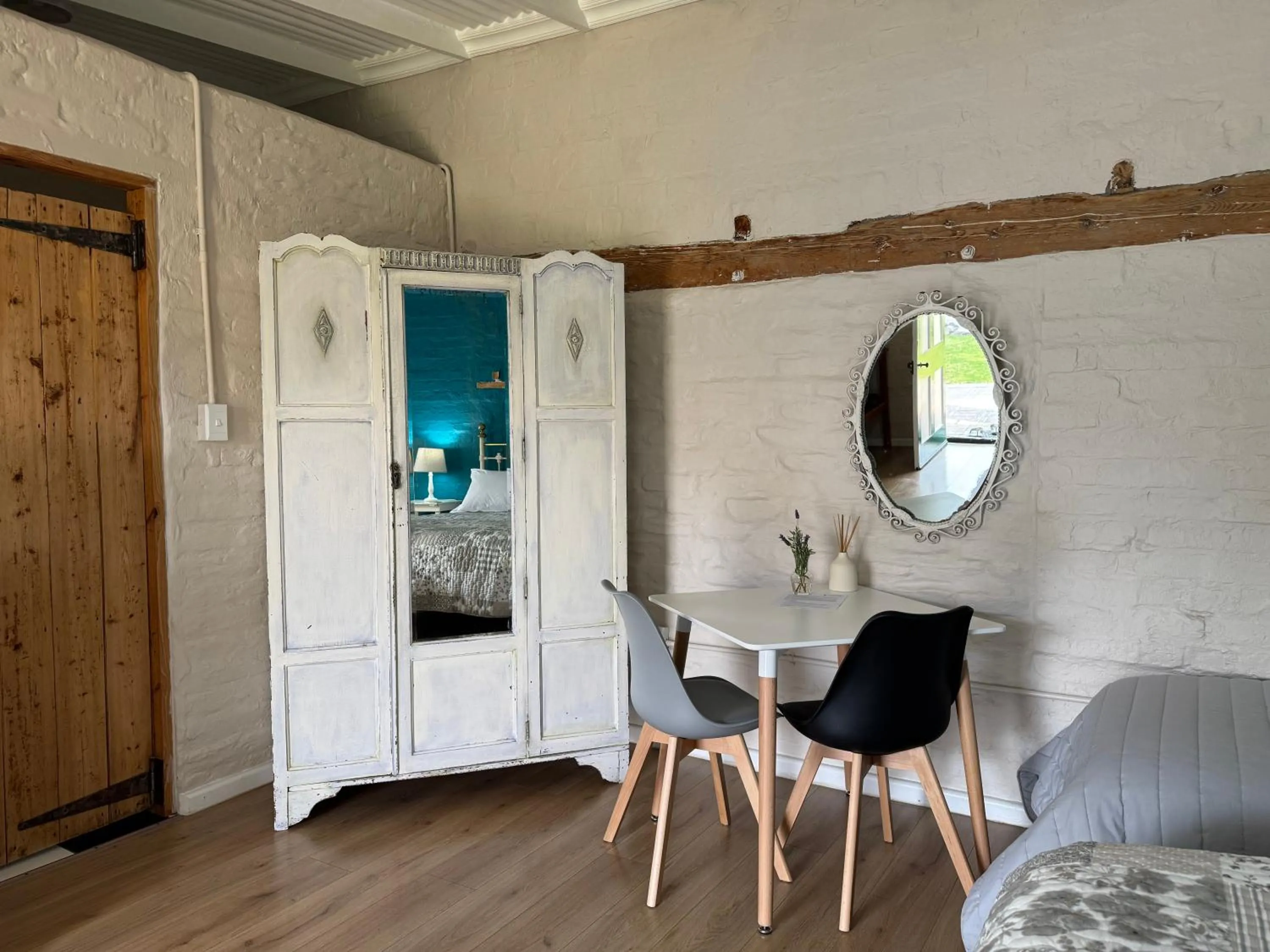 Seating area in Rietjiesbos Self Catering