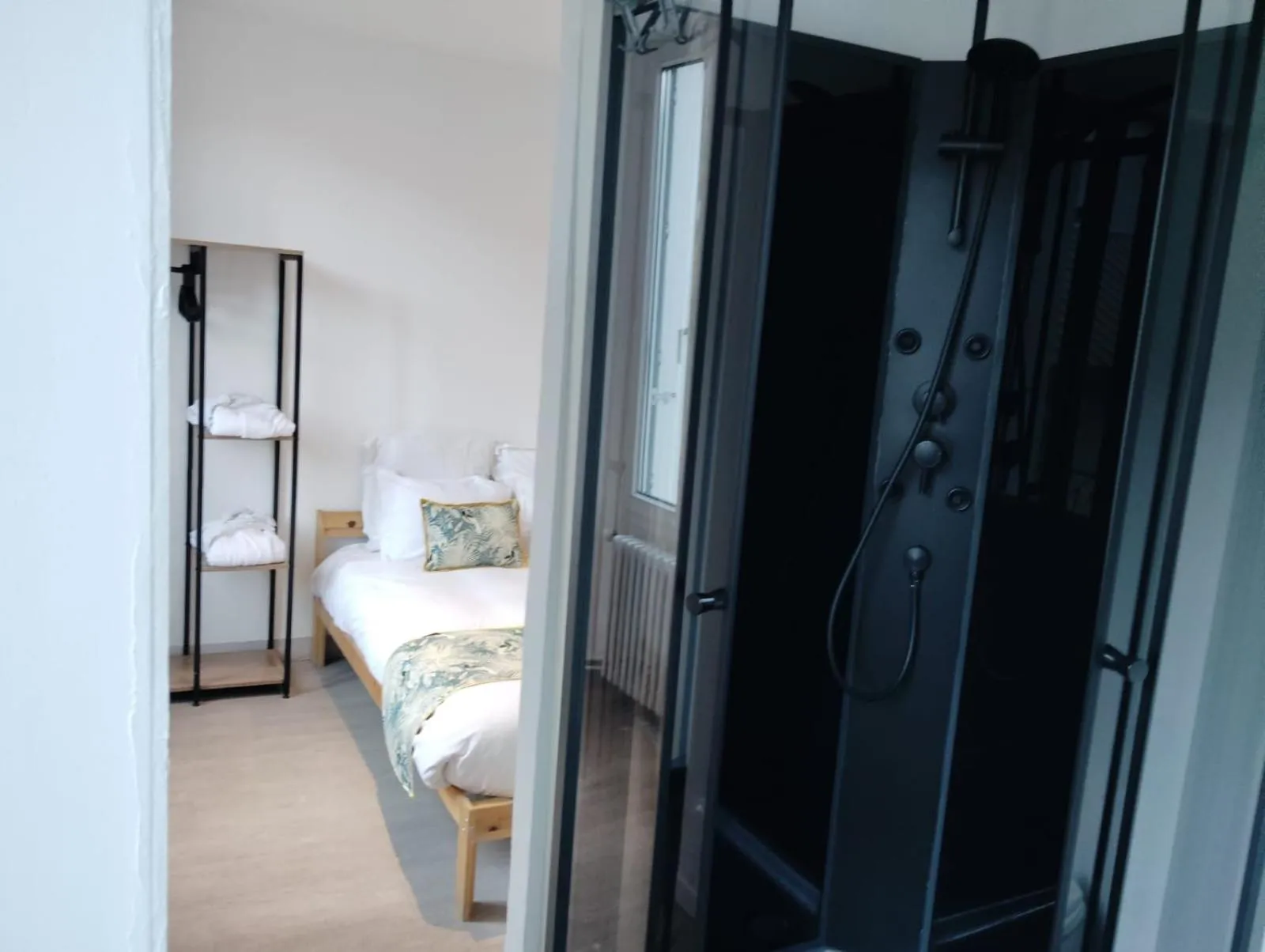 Bed in Ice Rock Hotel