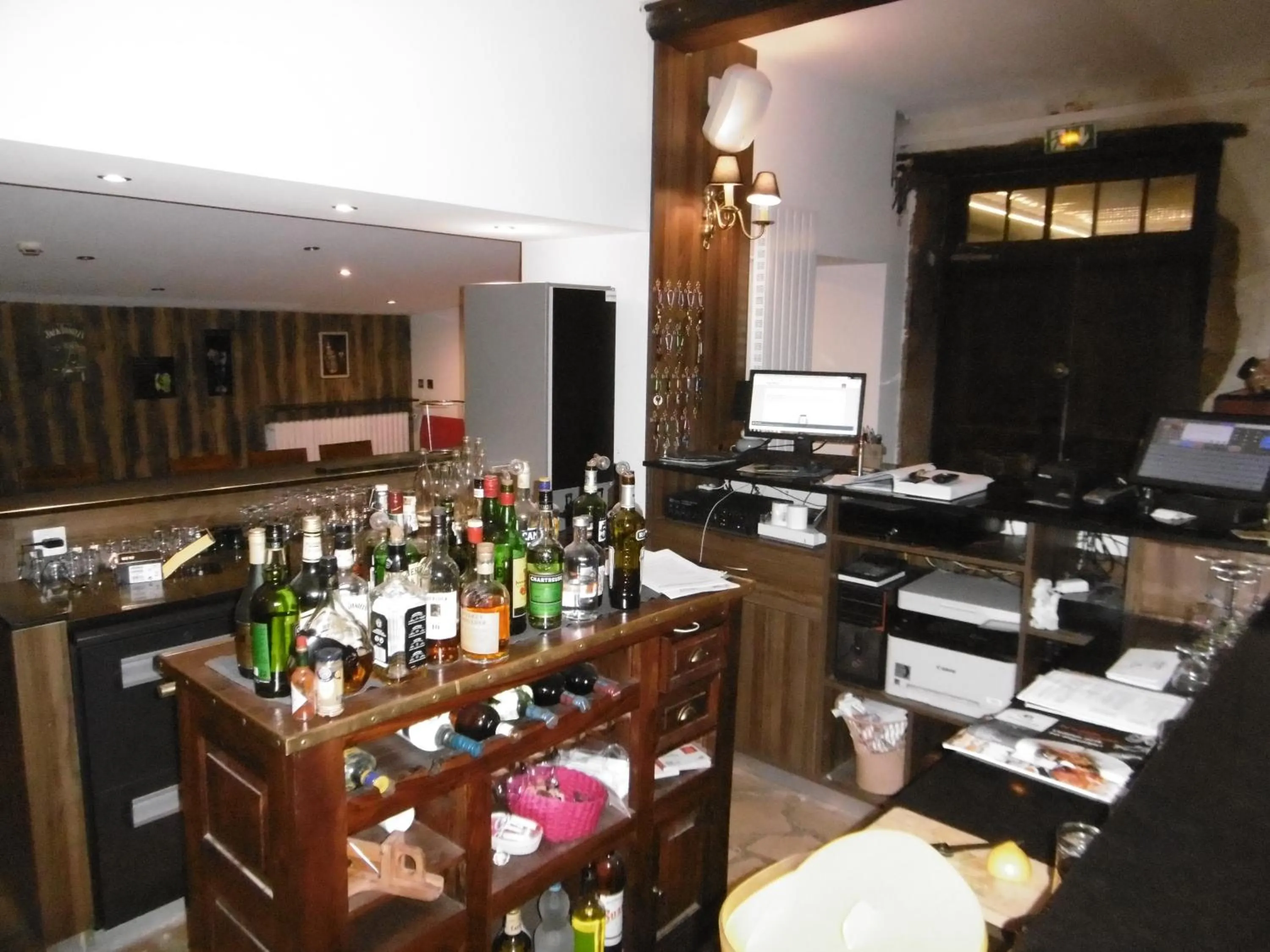 Alcoholic drinks in Le Relais Des Vieilles Postes