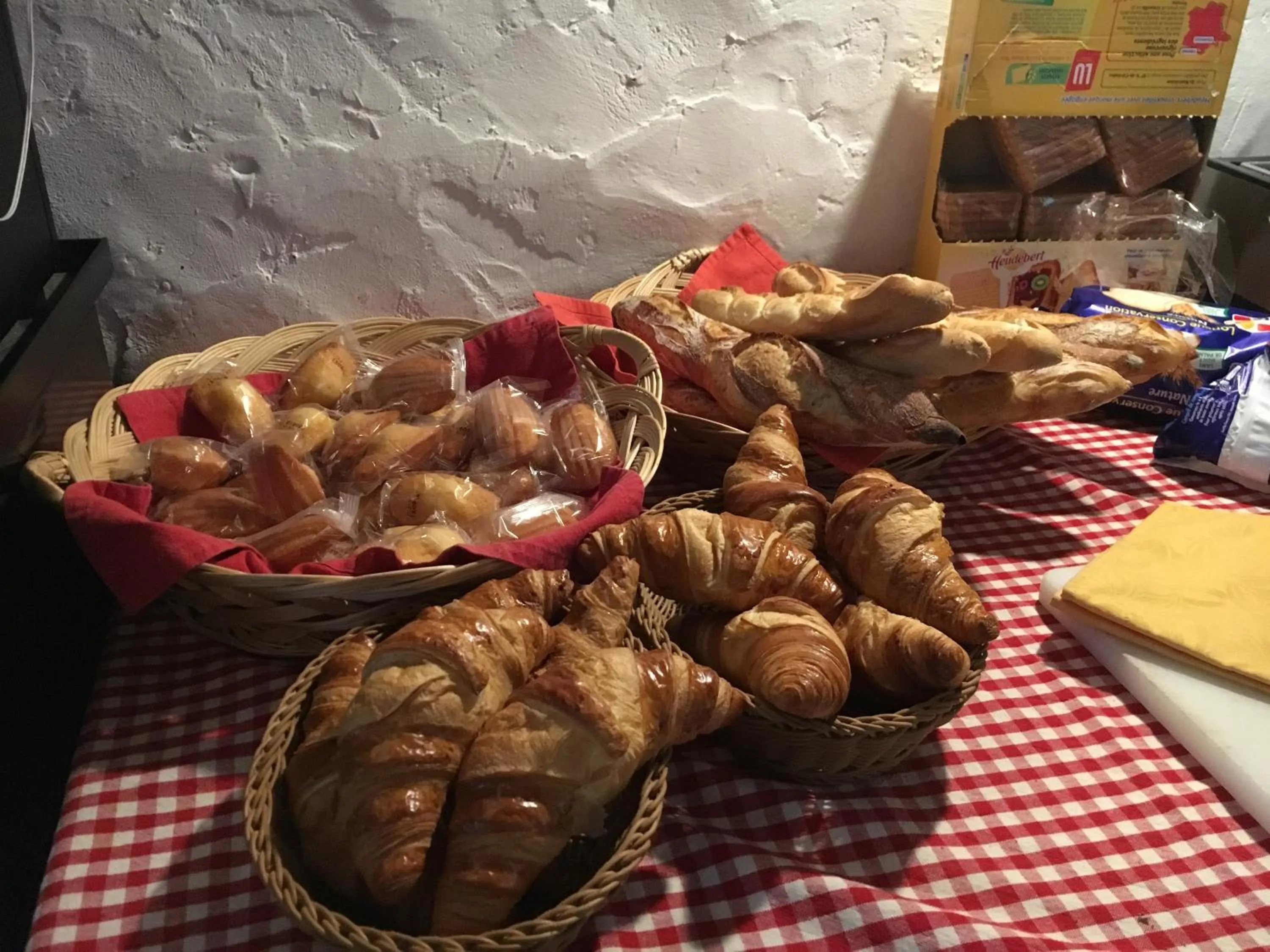 Continental breakfast in Le Relais Des Vieilles Postes