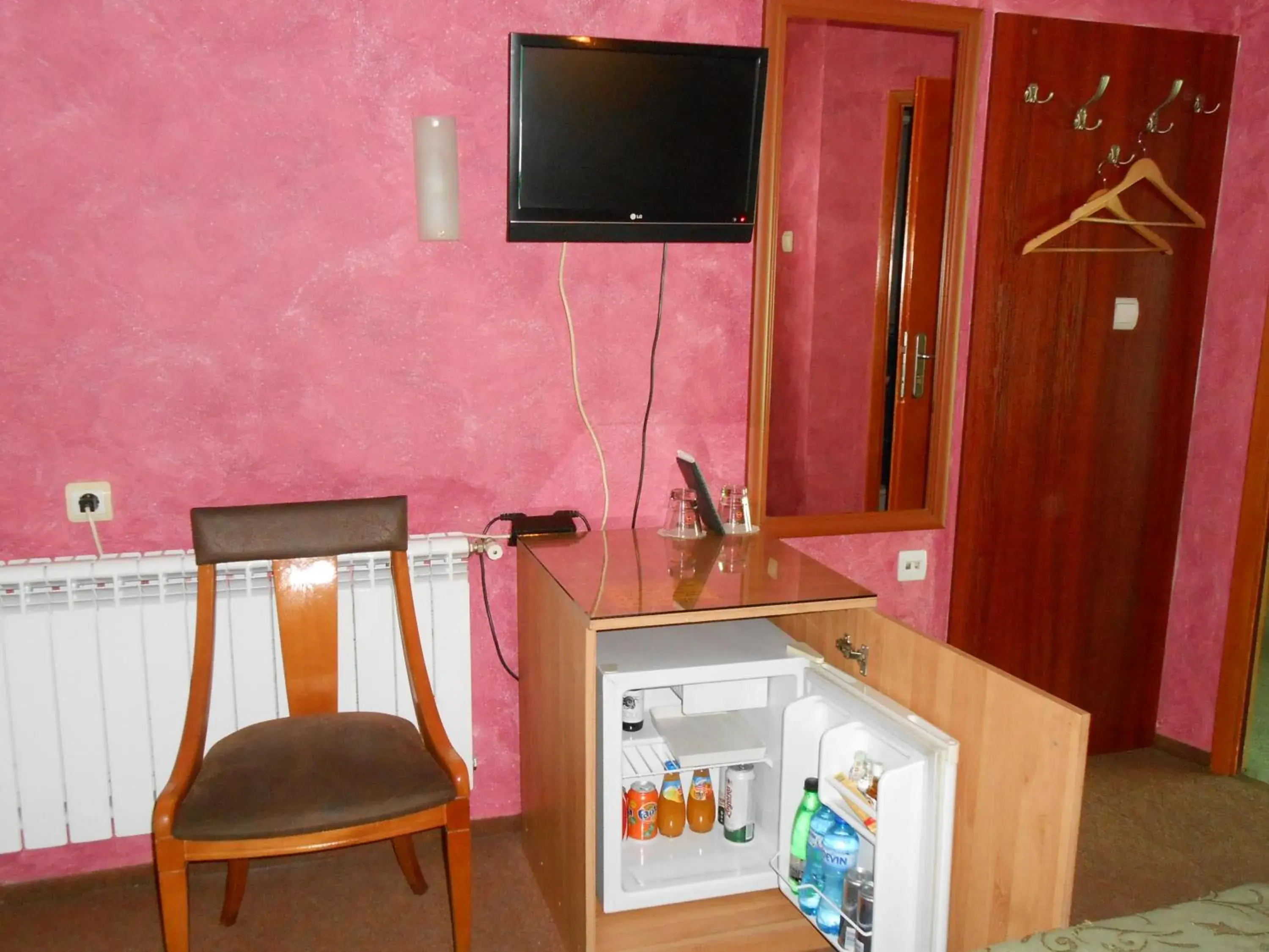Twin Room with Balcony - single occupancy in Hotel Kapri Twin Room with Balcony - single occupancy in Hotel Kapri