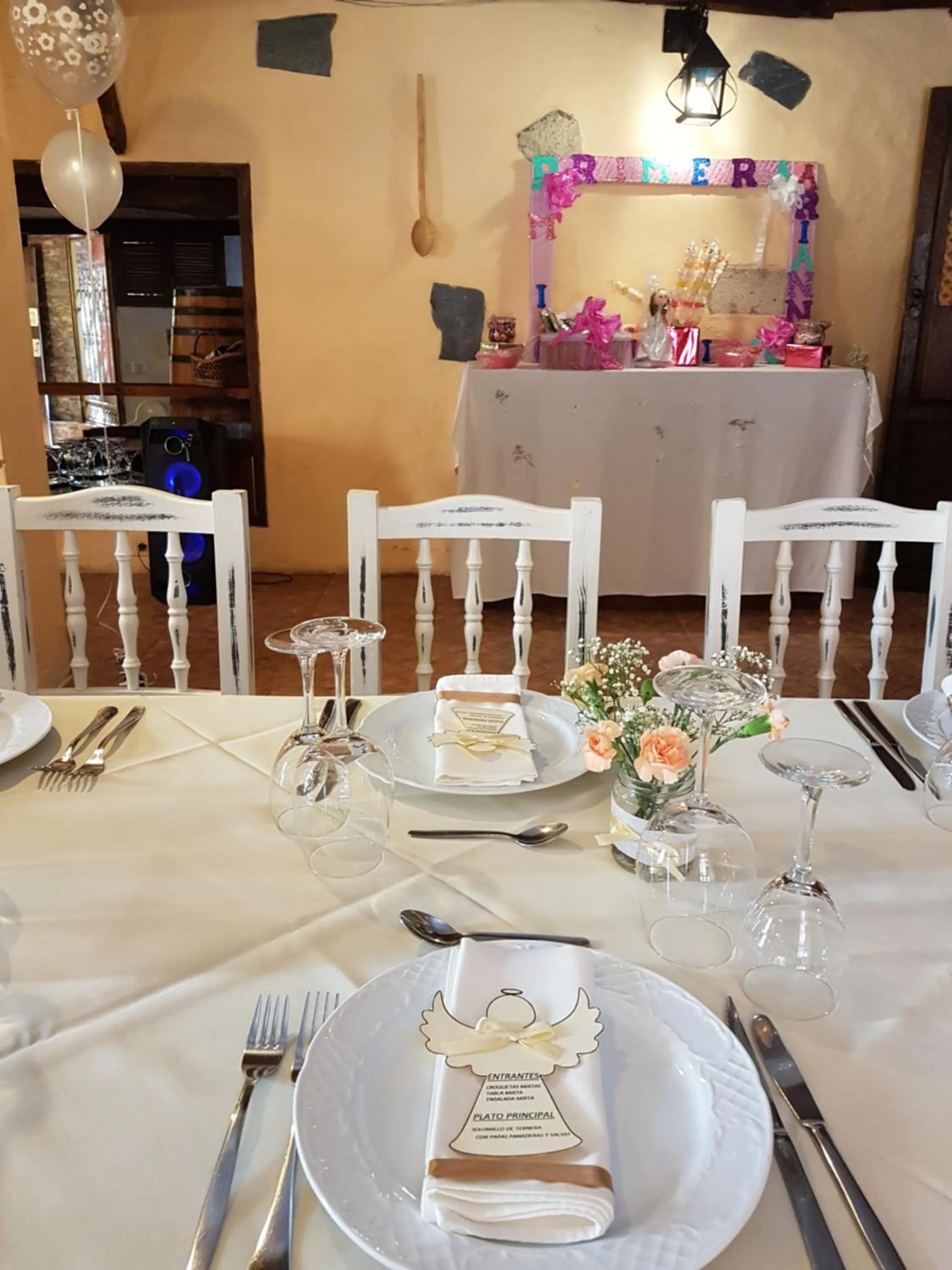 Restaurant/places to eat in Fonda Central