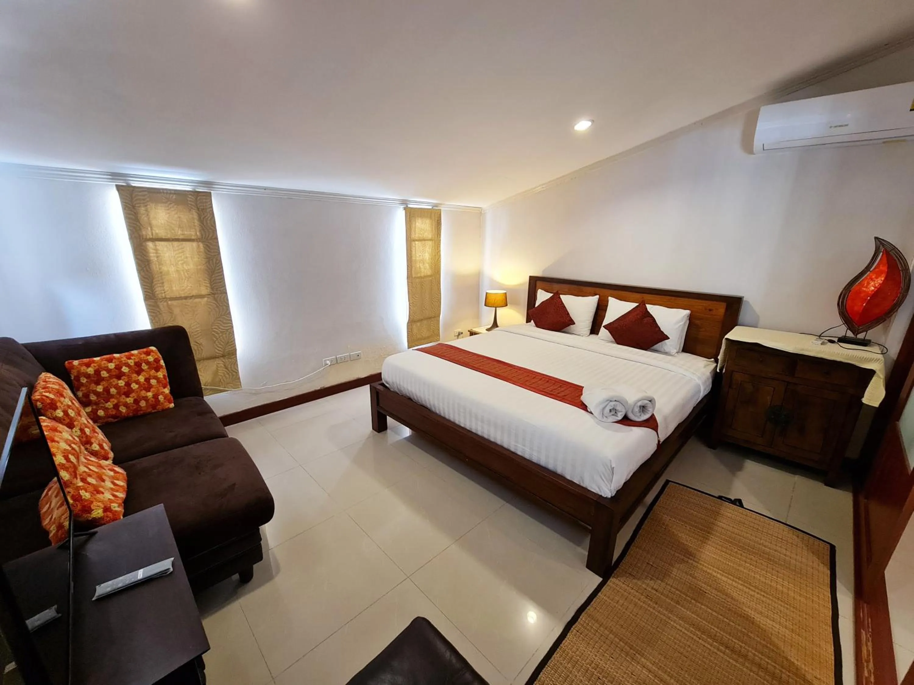 Bedroom, Bed in ทิวาพูลวิลล่า หัวหิน Thiva Pool Villa Hua Hin