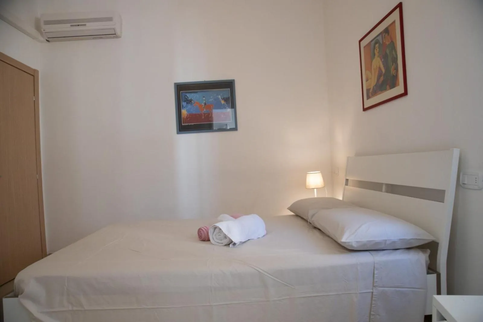 Bed in La Vispa Teresa zona ospedale