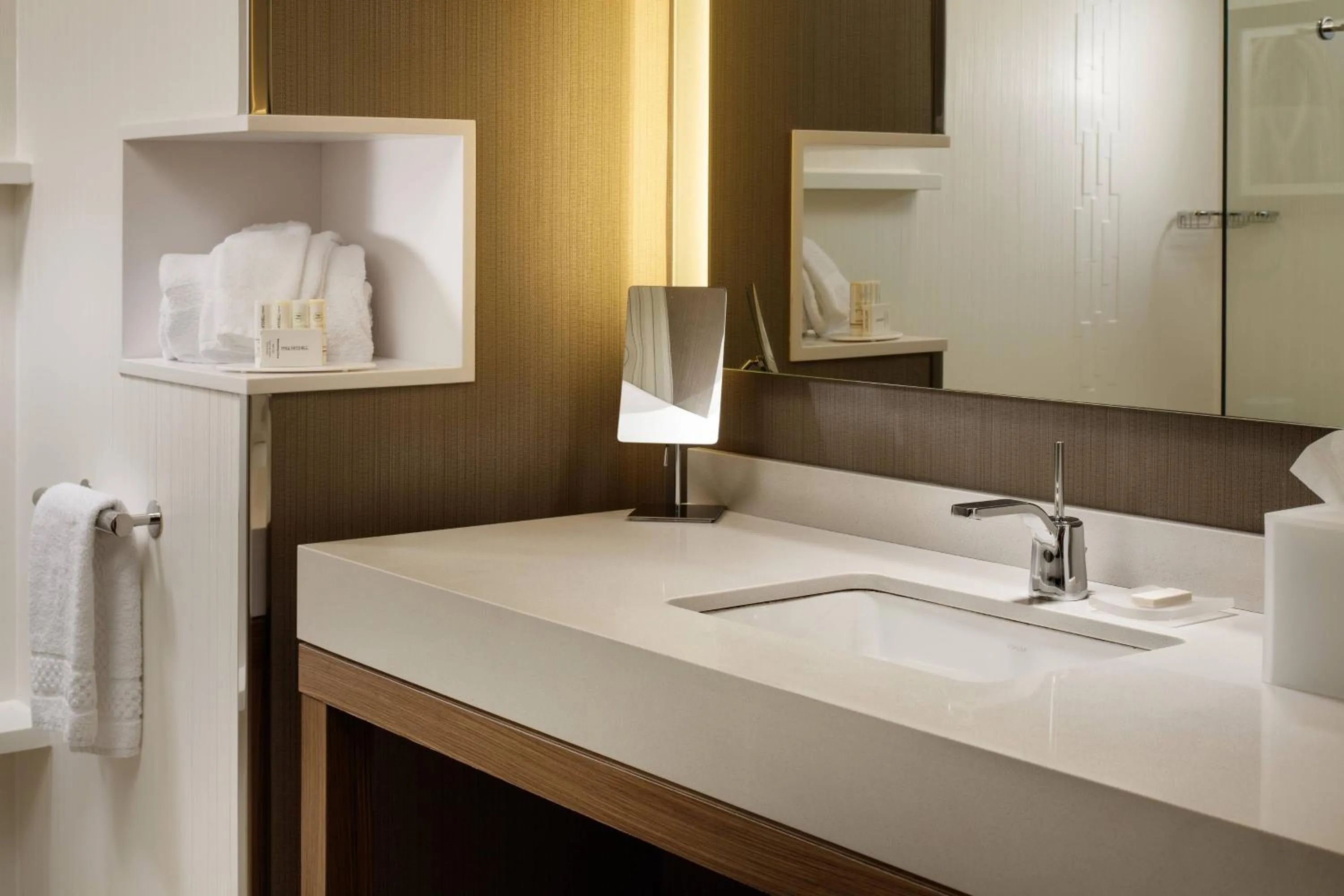 Bathroom in Courtyard by Marriott Erie Bayfront