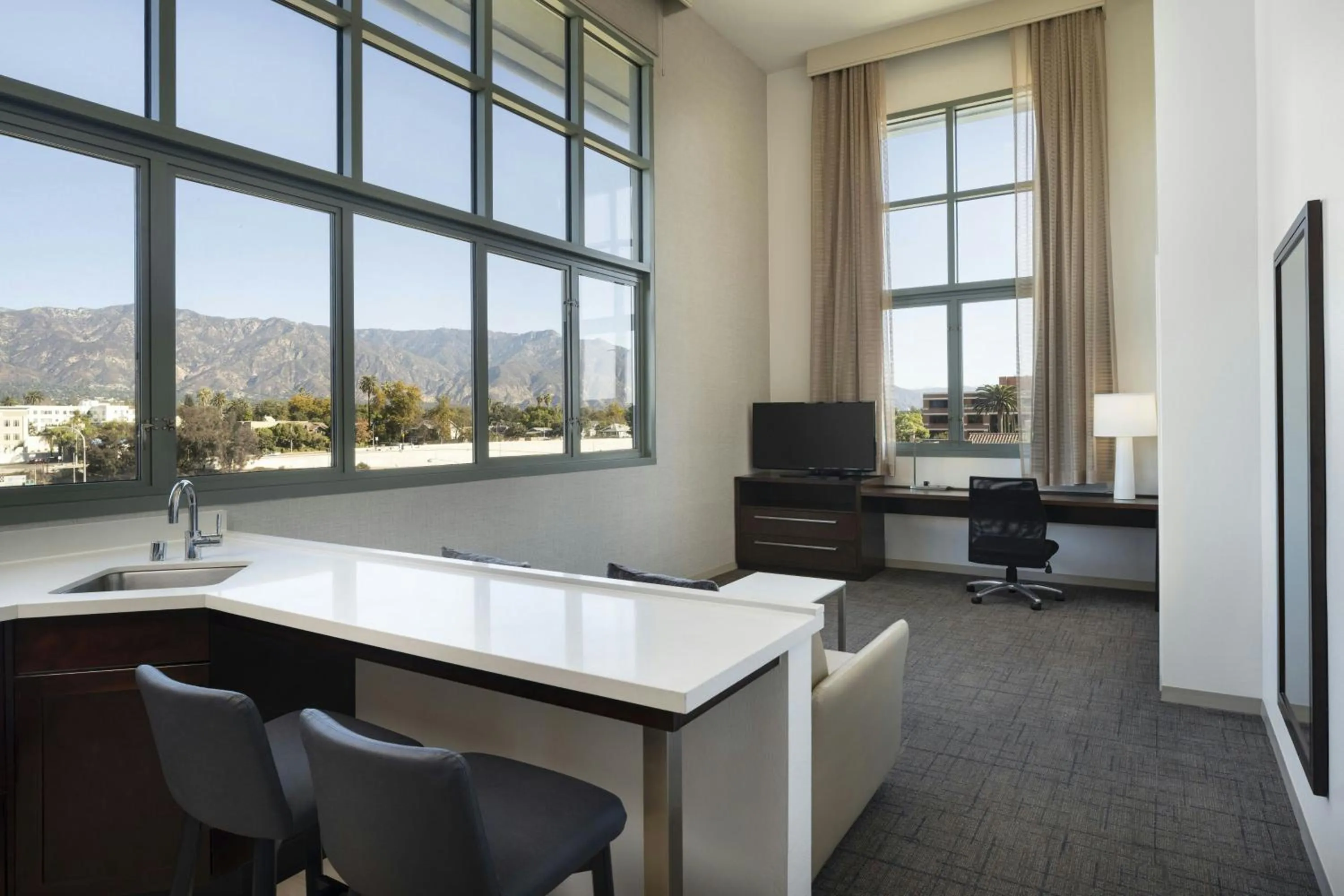 Bedroom in Residence Inn by Marriott Los Angeles Pasadena/Old Town