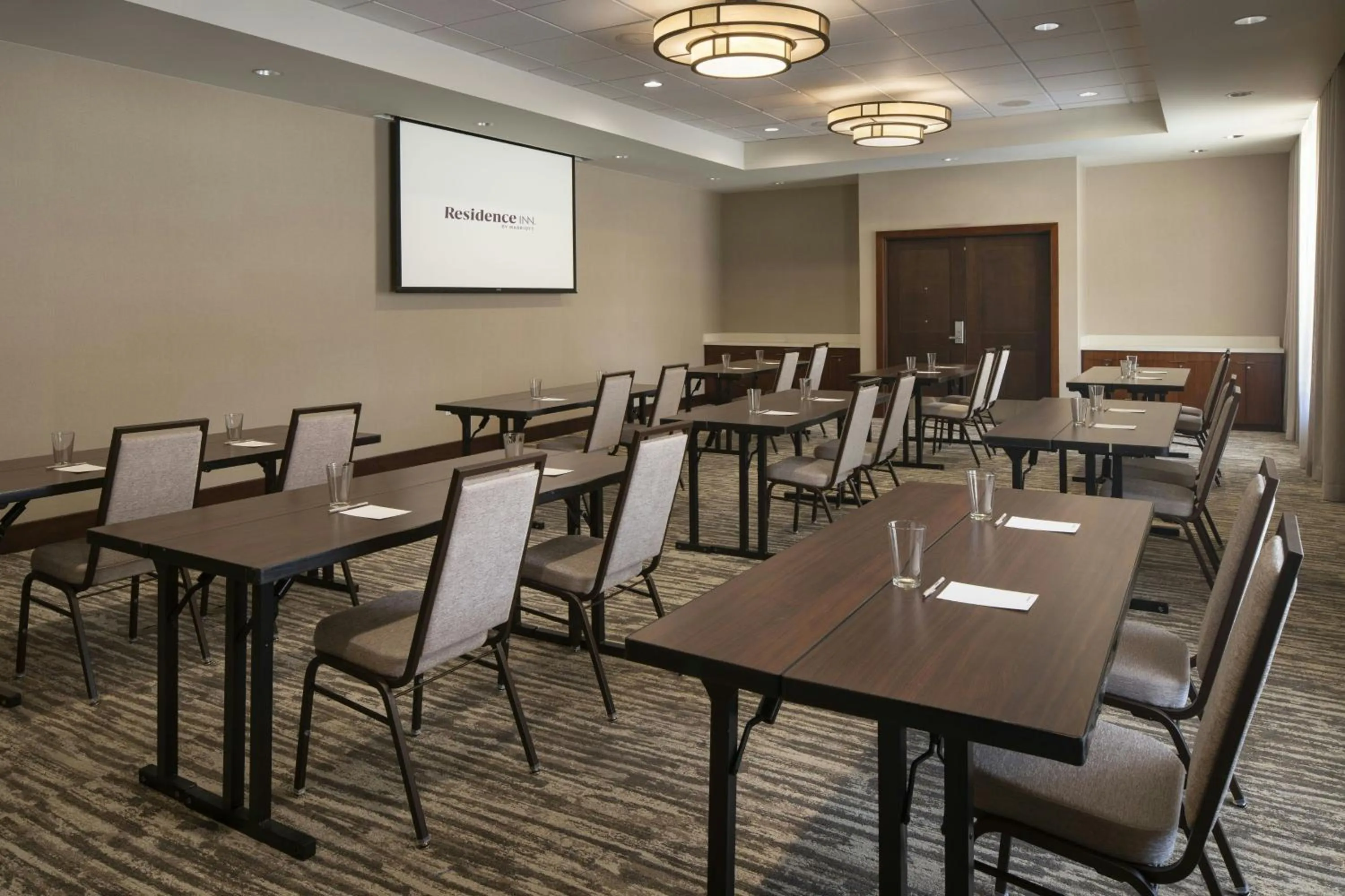 Meeting/conference room in Residence Inn by Marriott Los Angeles Pasadena/Old Town