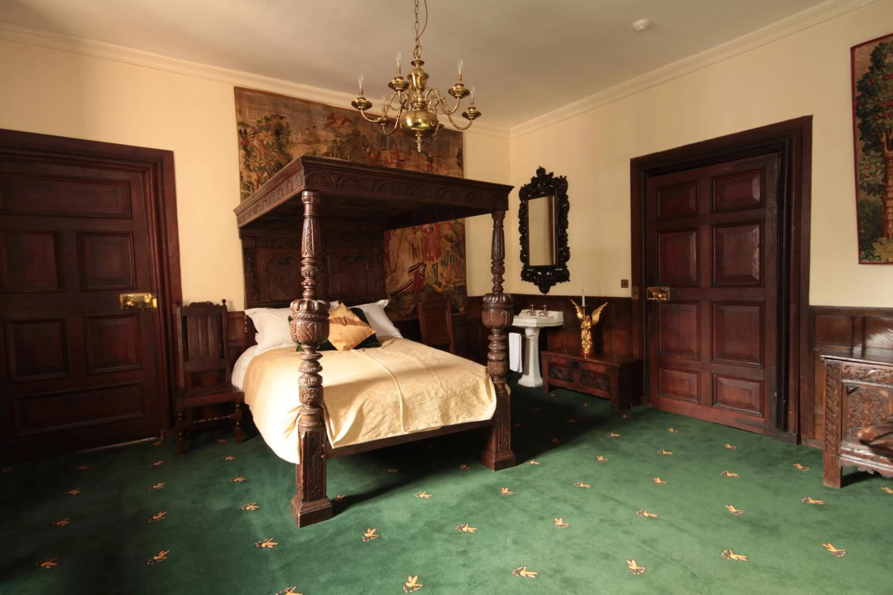 Bedroom in Appleby Castle