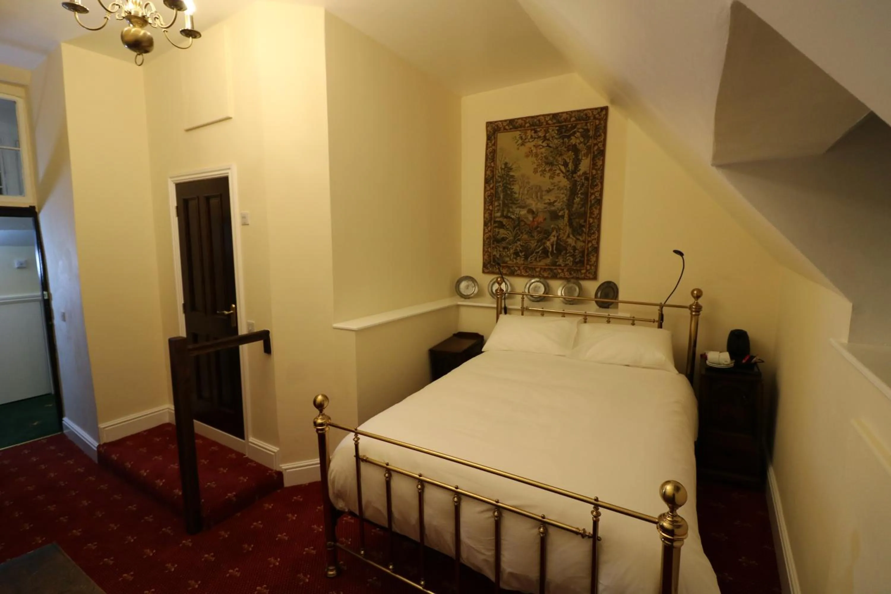 Photo of the whole room in Appleby Castle