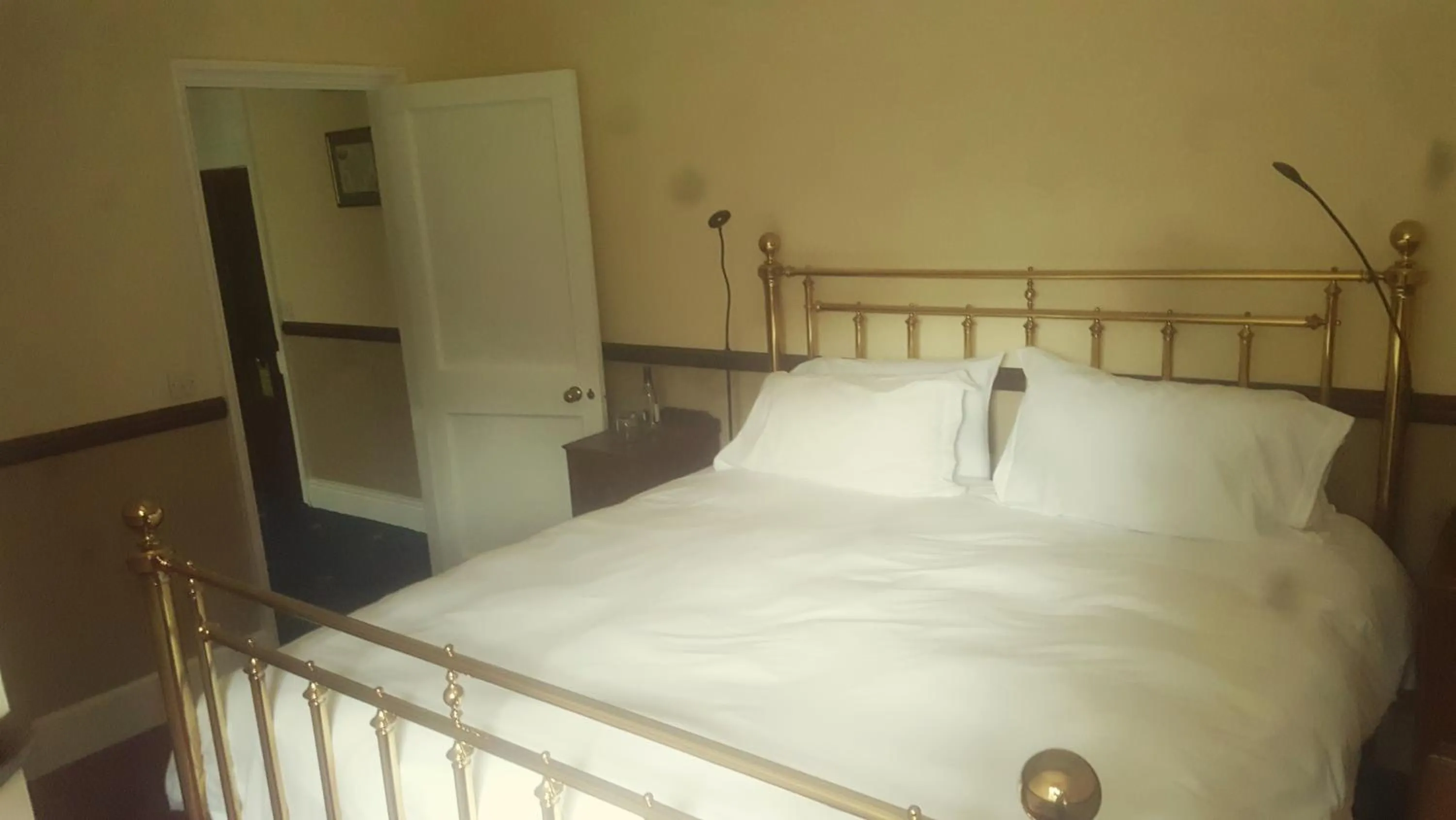 Photo of the whole room in Appleby Castle