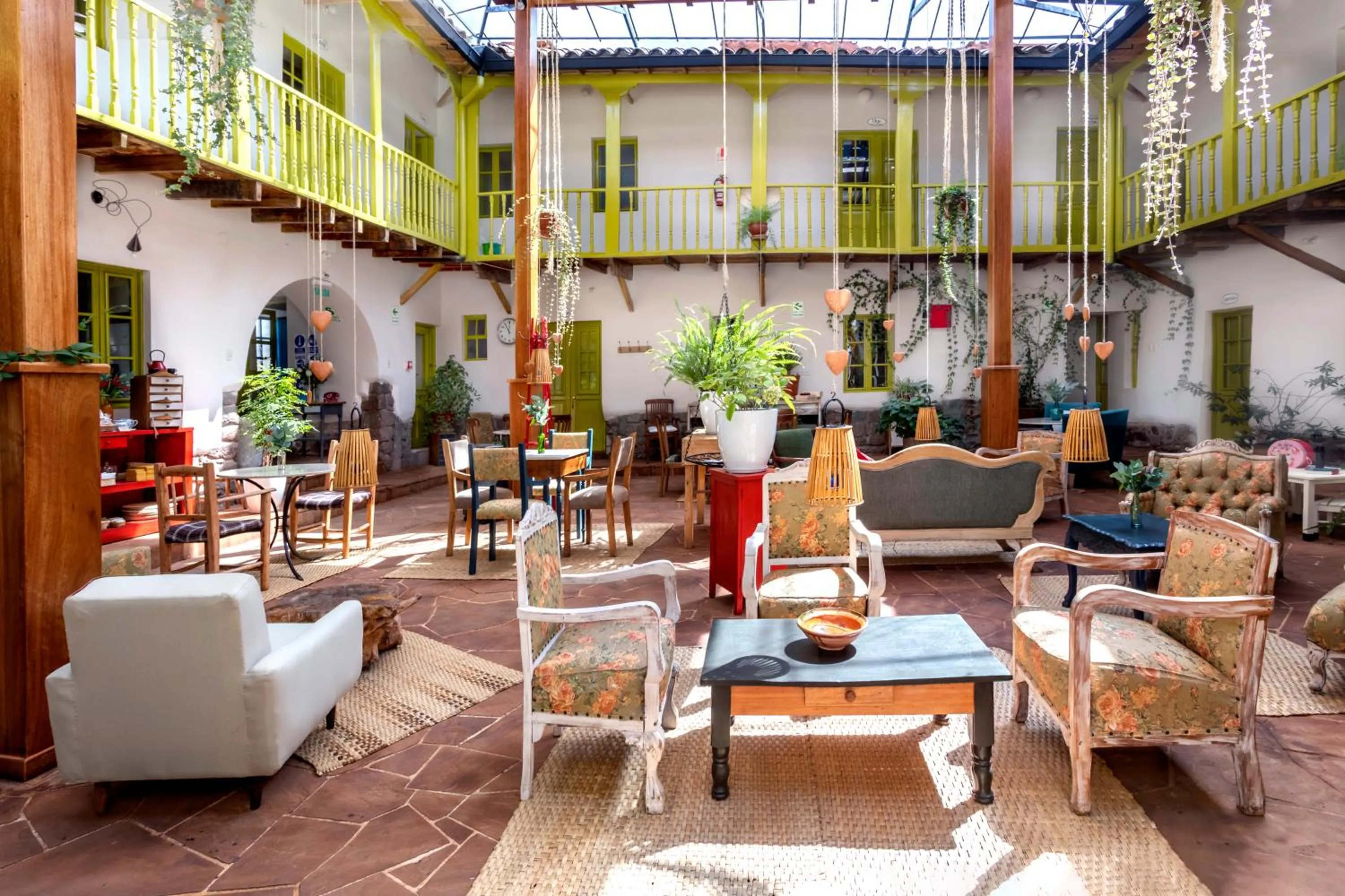 Patio in Niños Hotel Fierro