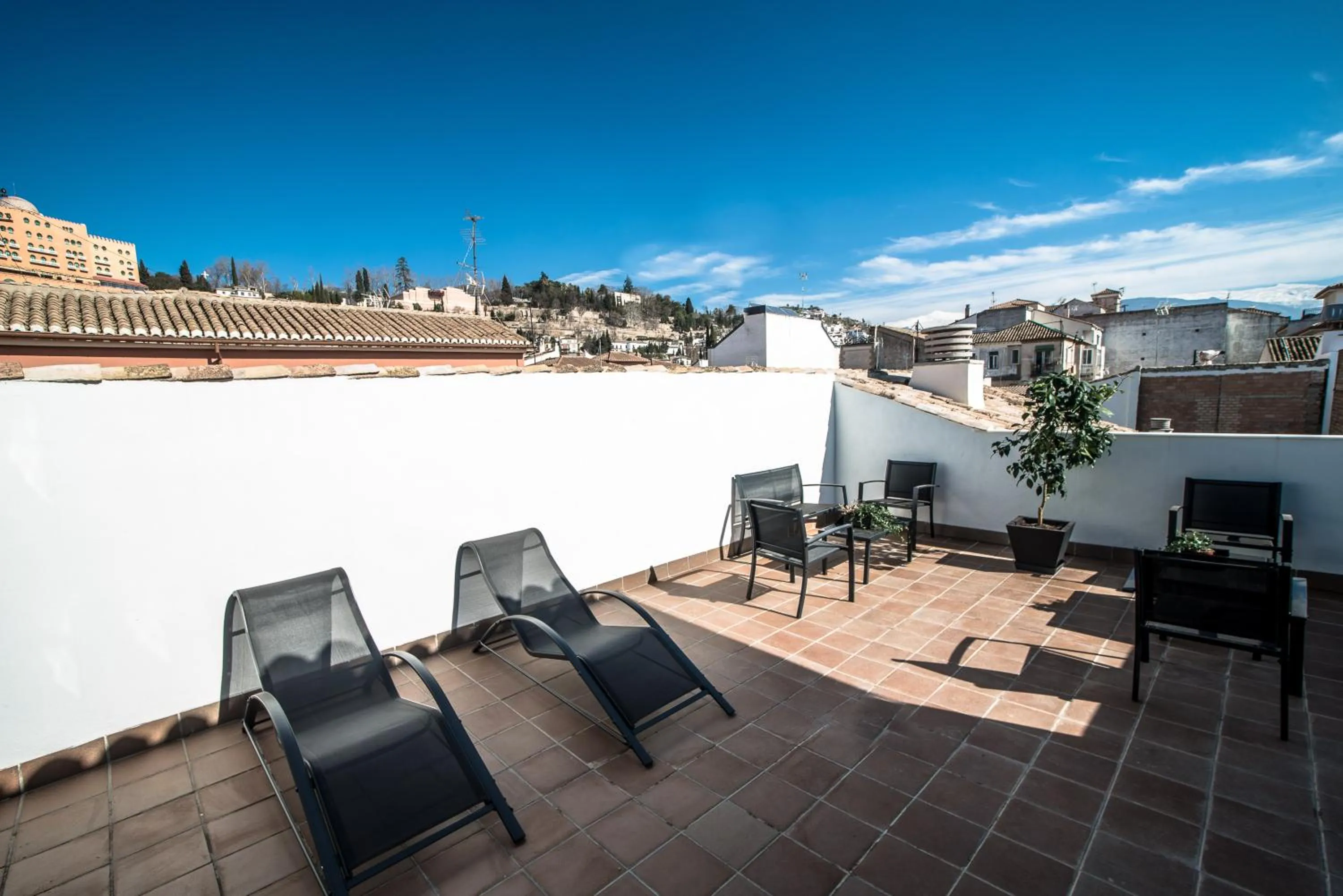 Day in Apartamentos Campo Del Príncipe