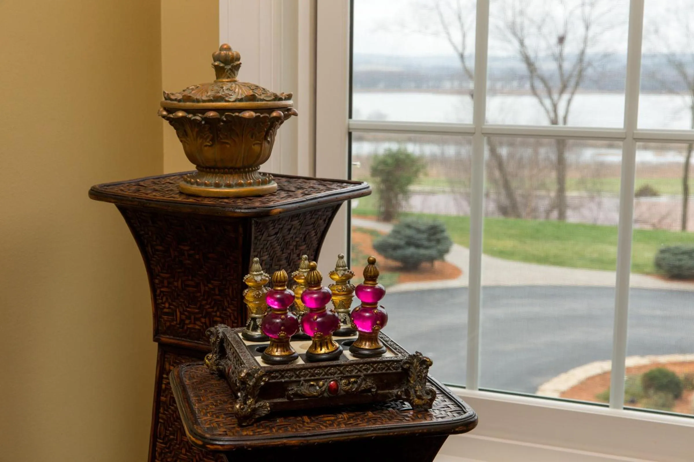 Decorative detail in Goldmoor Inn & Resort