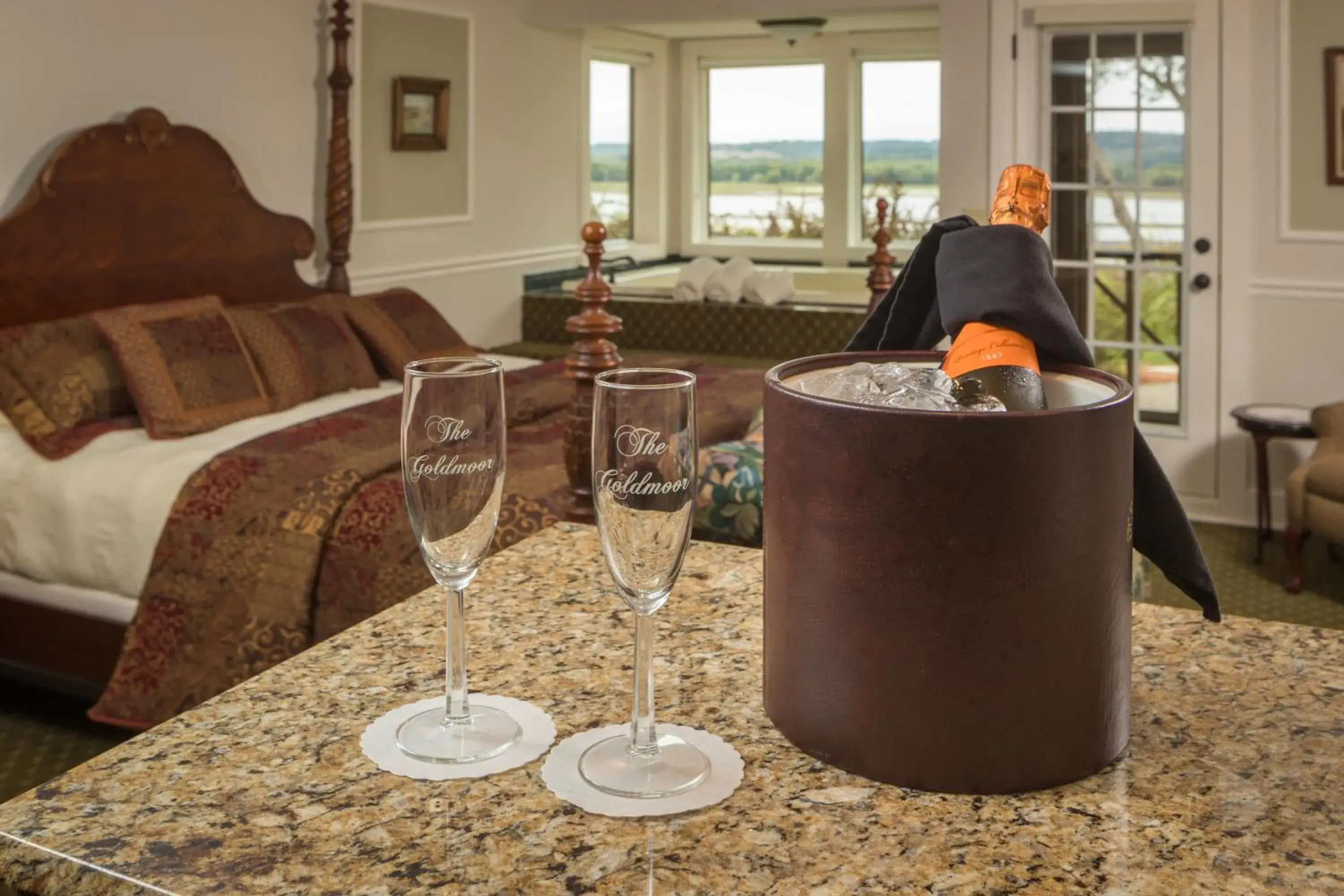 Deluxe King Suite in Goldmoor Inn & Resort Deluxe King Suite in Goldmoor Inn & Resort