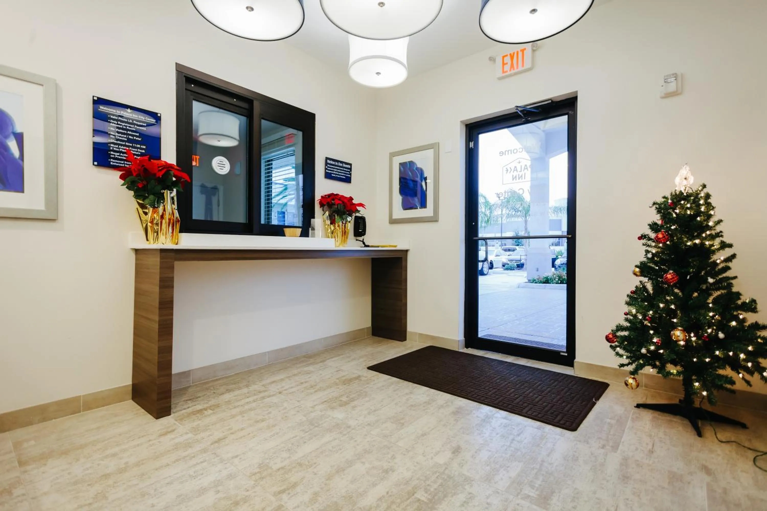 Breakfast in Palace Inn Blue City Centre