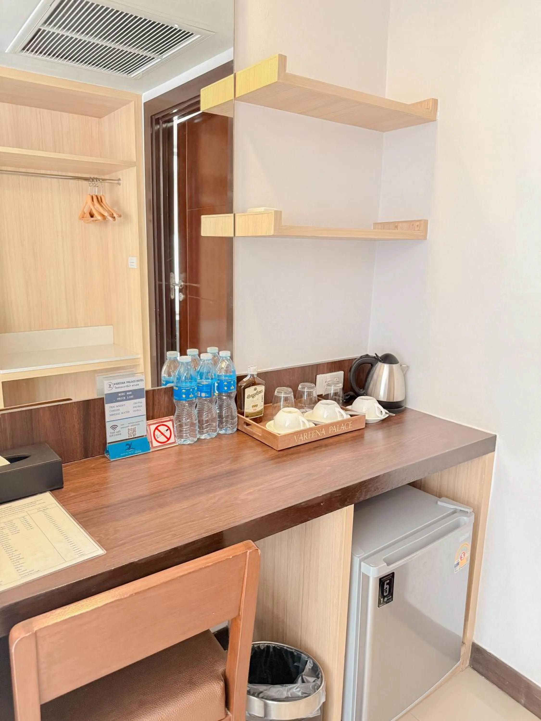 Vareena palace hotel