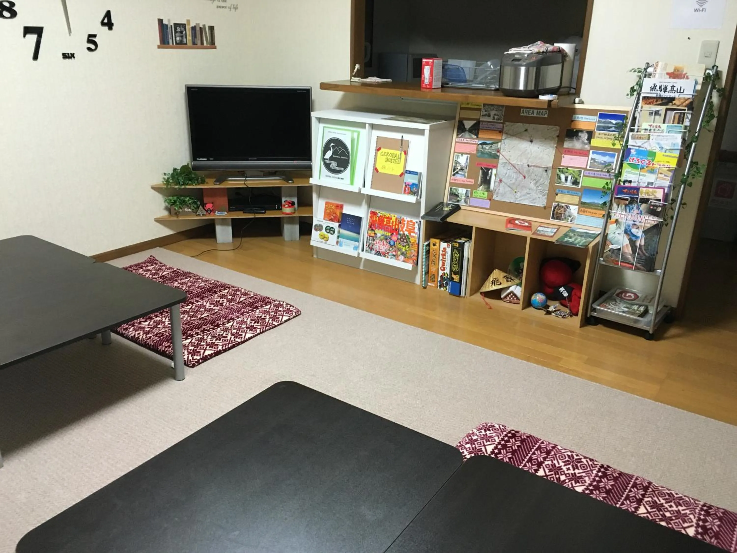 Dining area in Gerobal Hostel