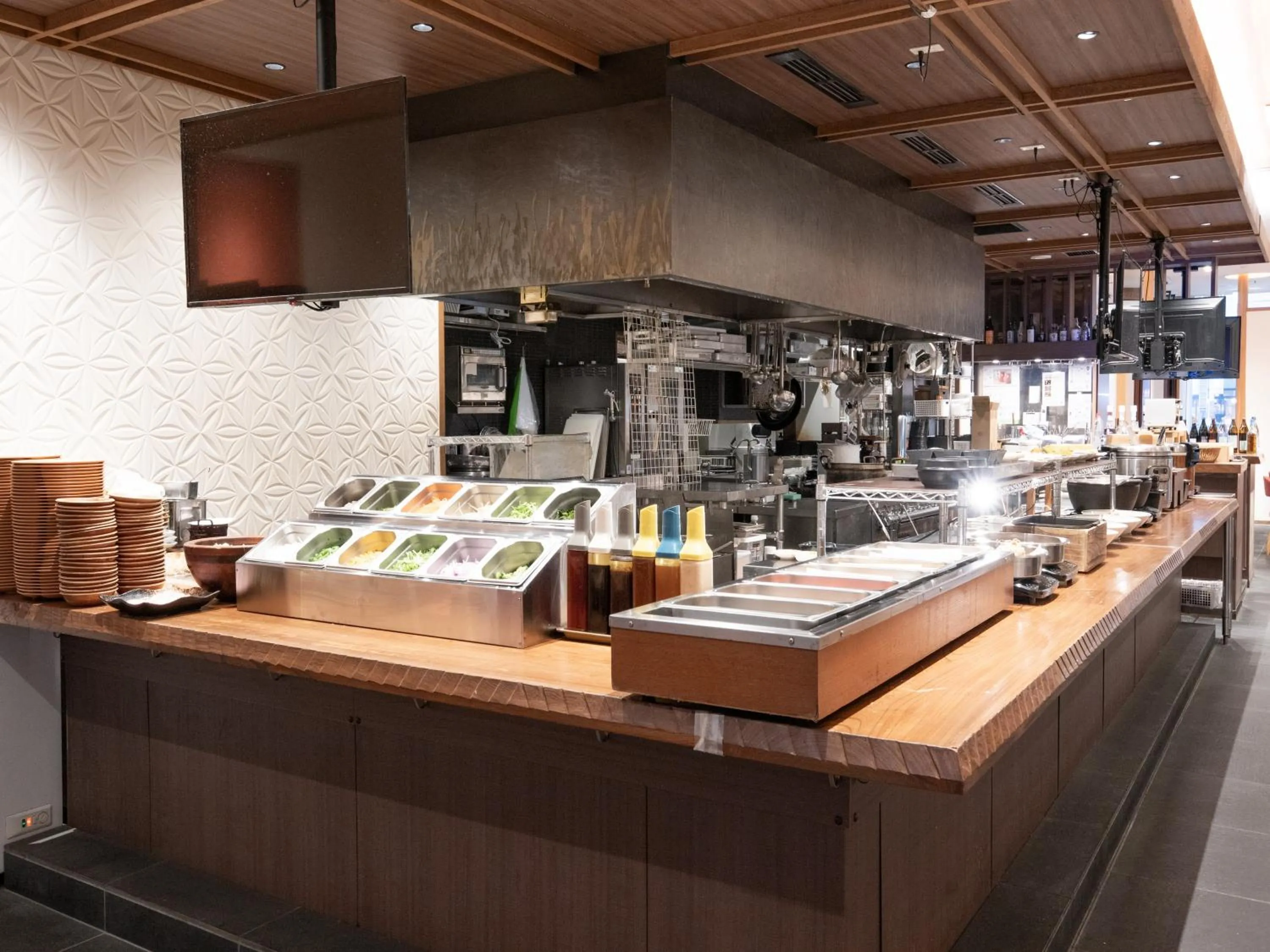 Restaurant/places to eat in APA Hotel Sugamo Ekimae