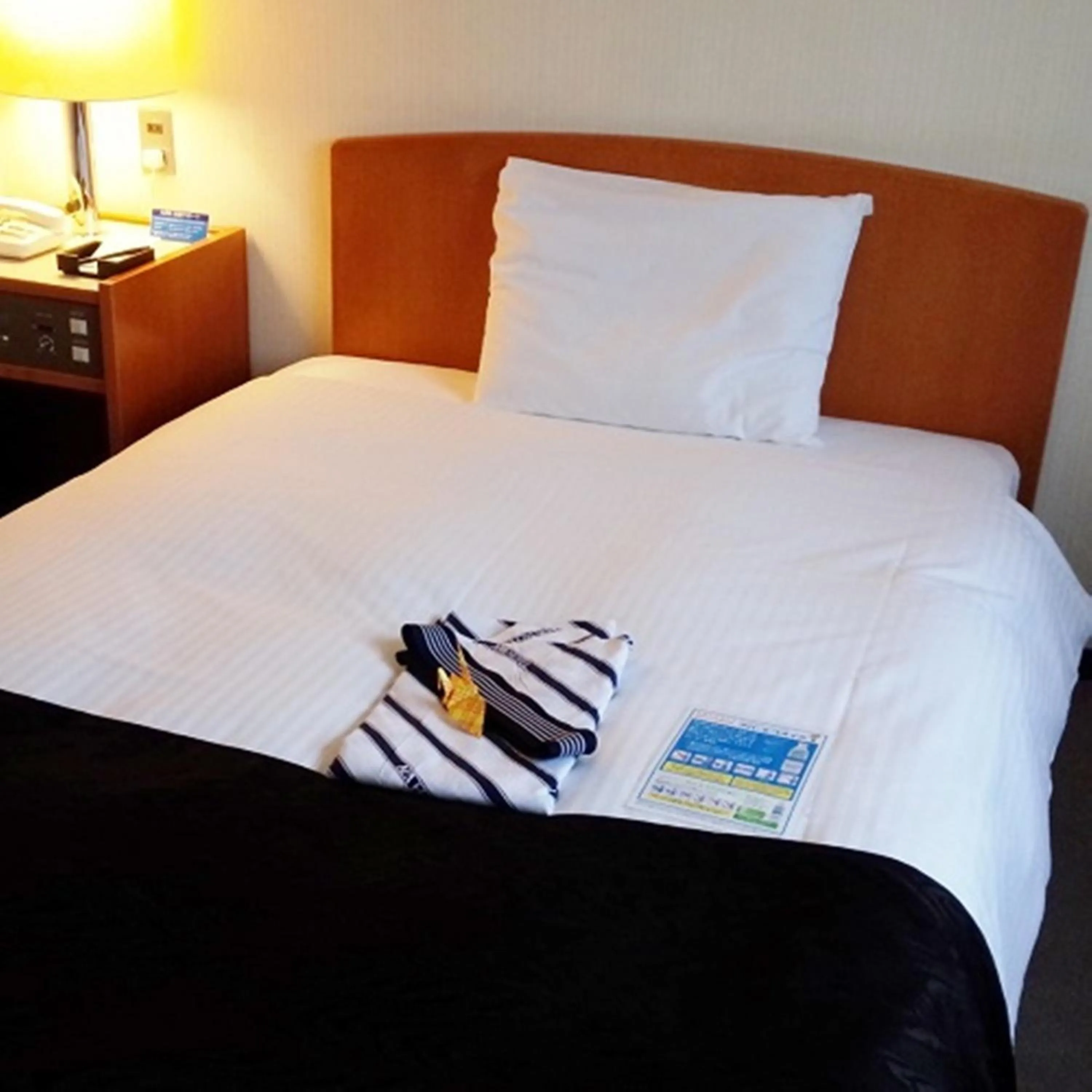 Photo of the whole room, Bed in APA Hotel Mito-Ekimae