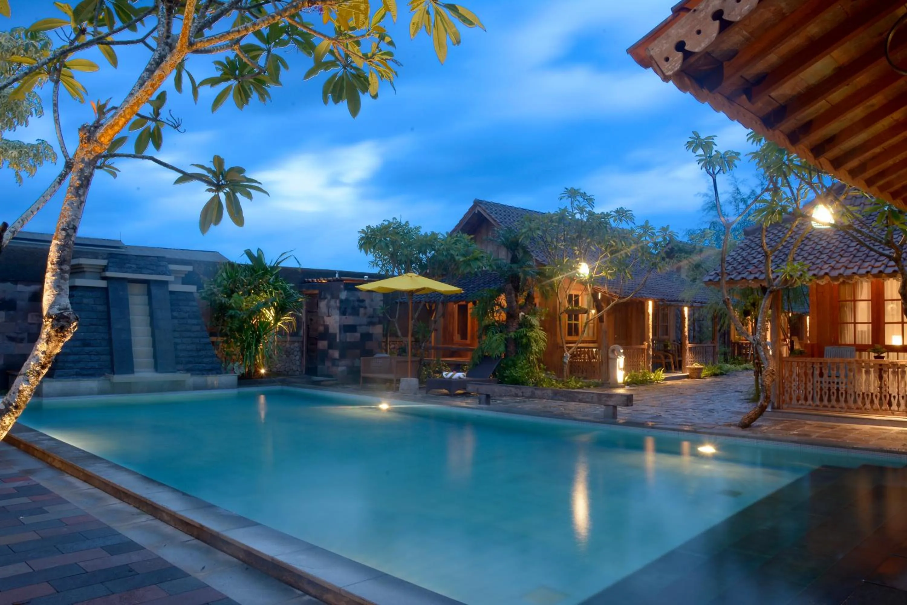 Swimming pool in WARISAN Heritage Boutique Hotel