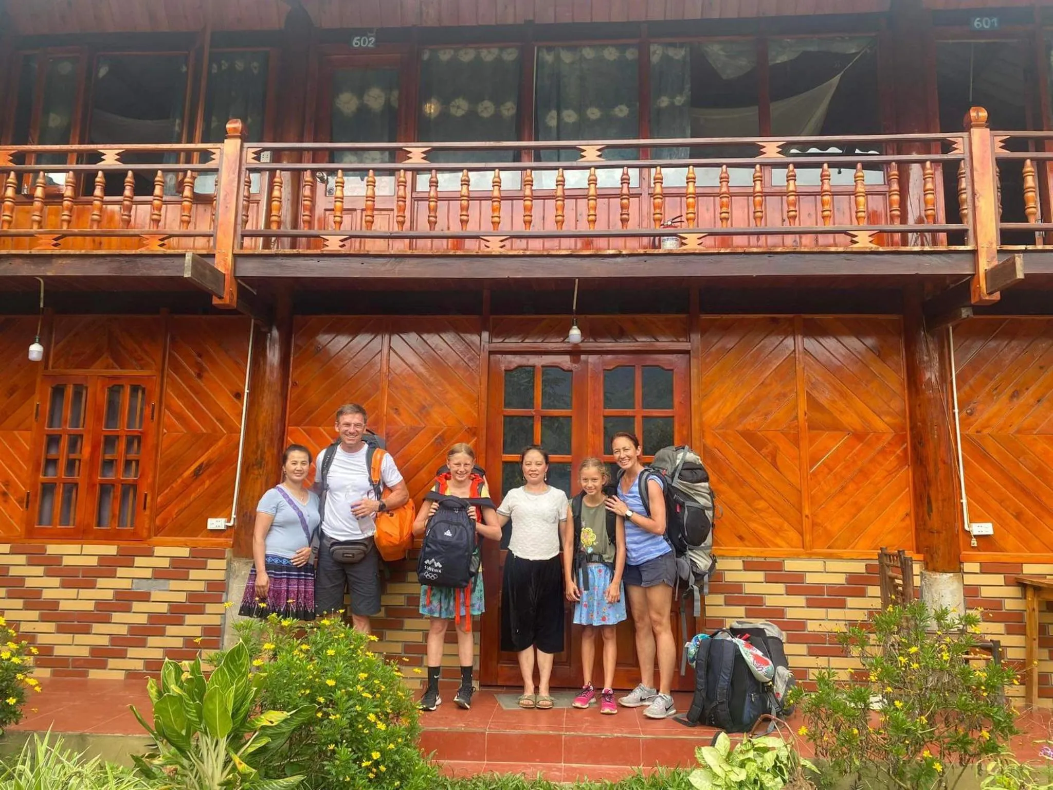 Mekhoo & Zizi Sapa Homestay