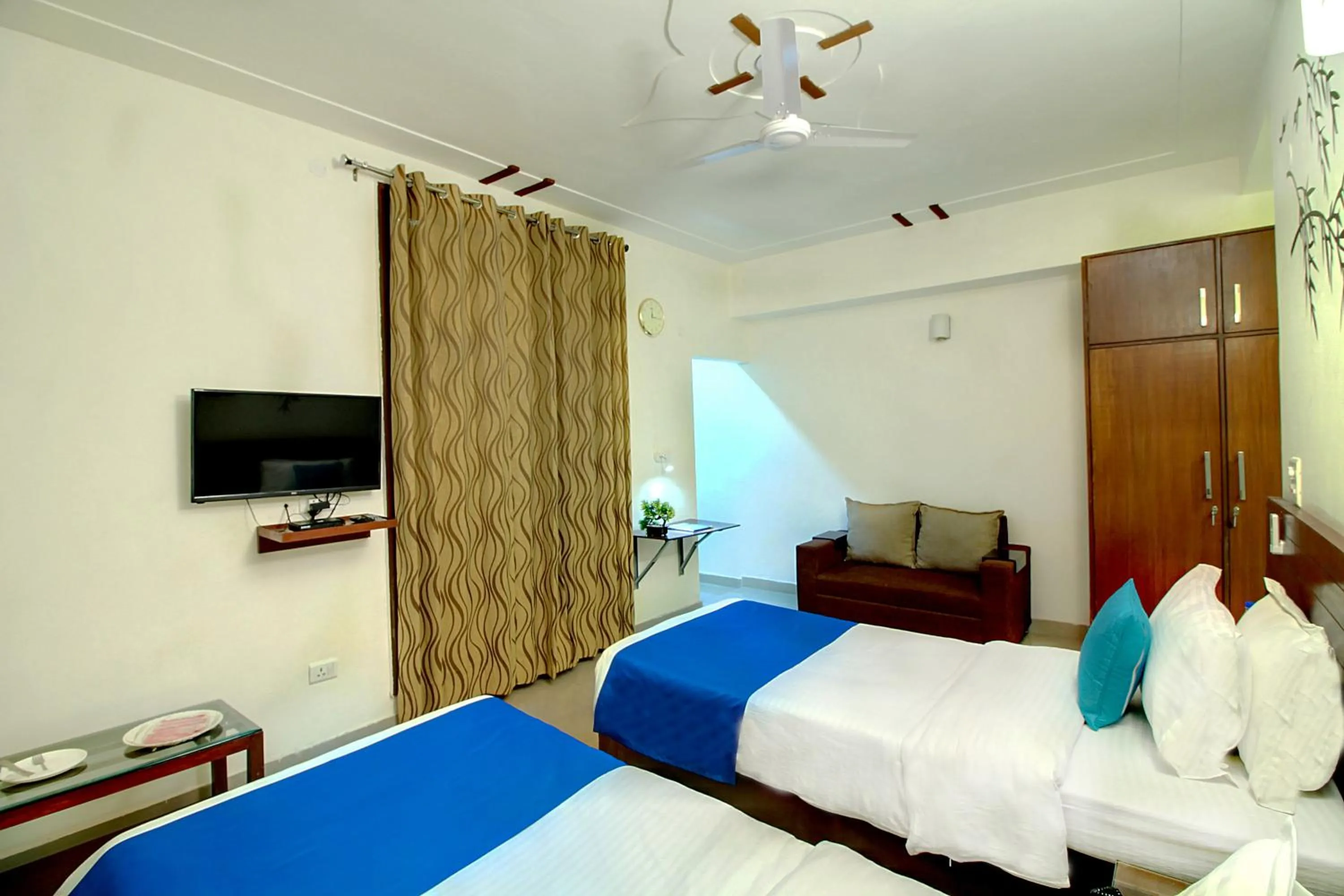 Bed in STAAYZ Premium Gurgaon