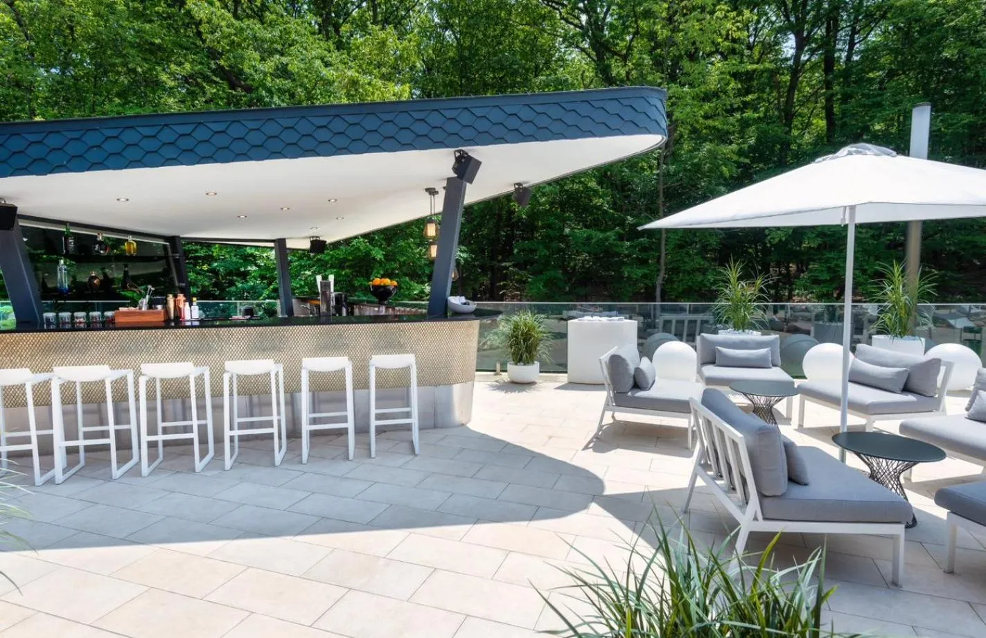 Lounge or bar in Avalon Resort & SPA