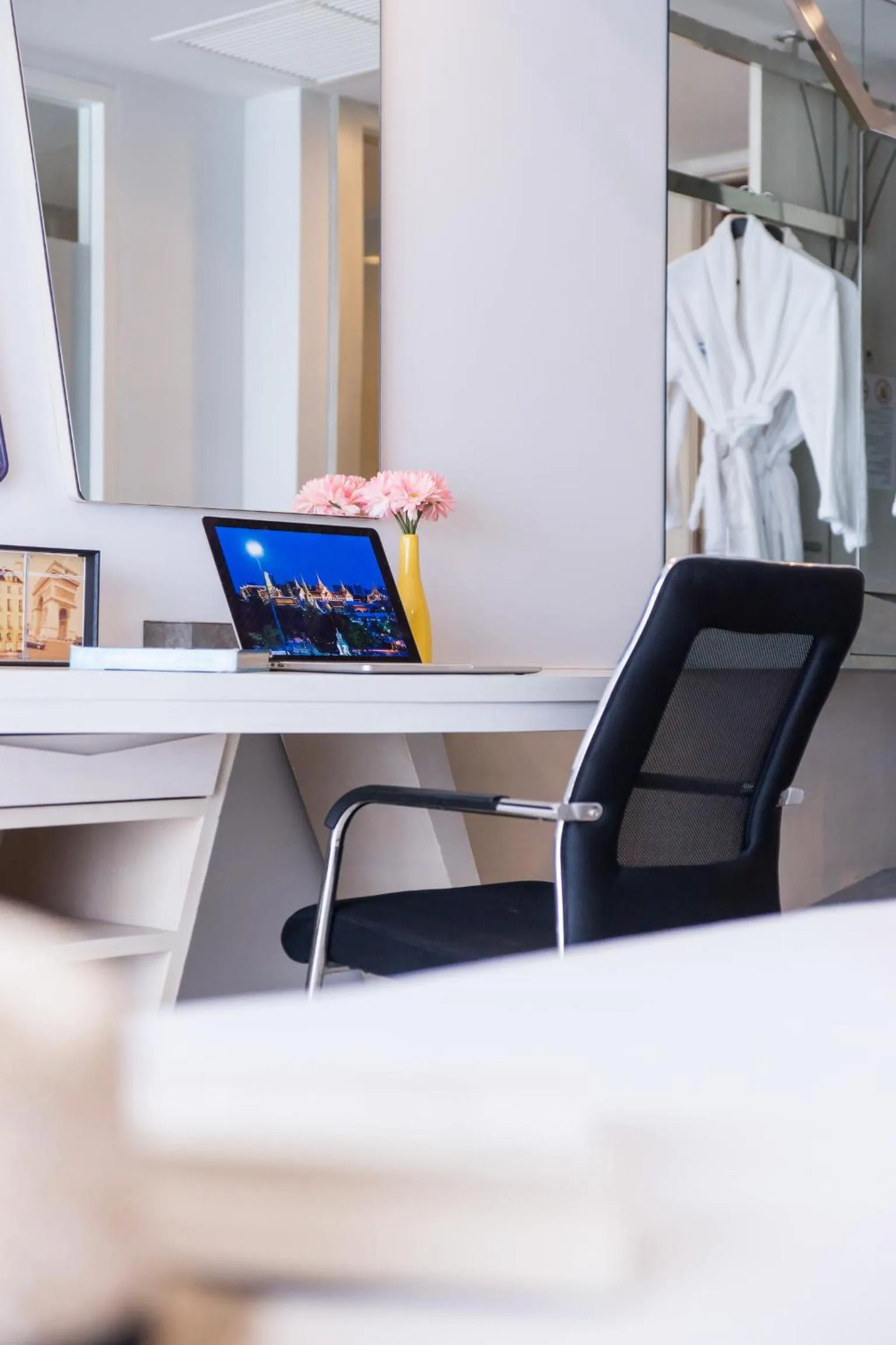 TV and multimedia in Blue Boat Hotel JC