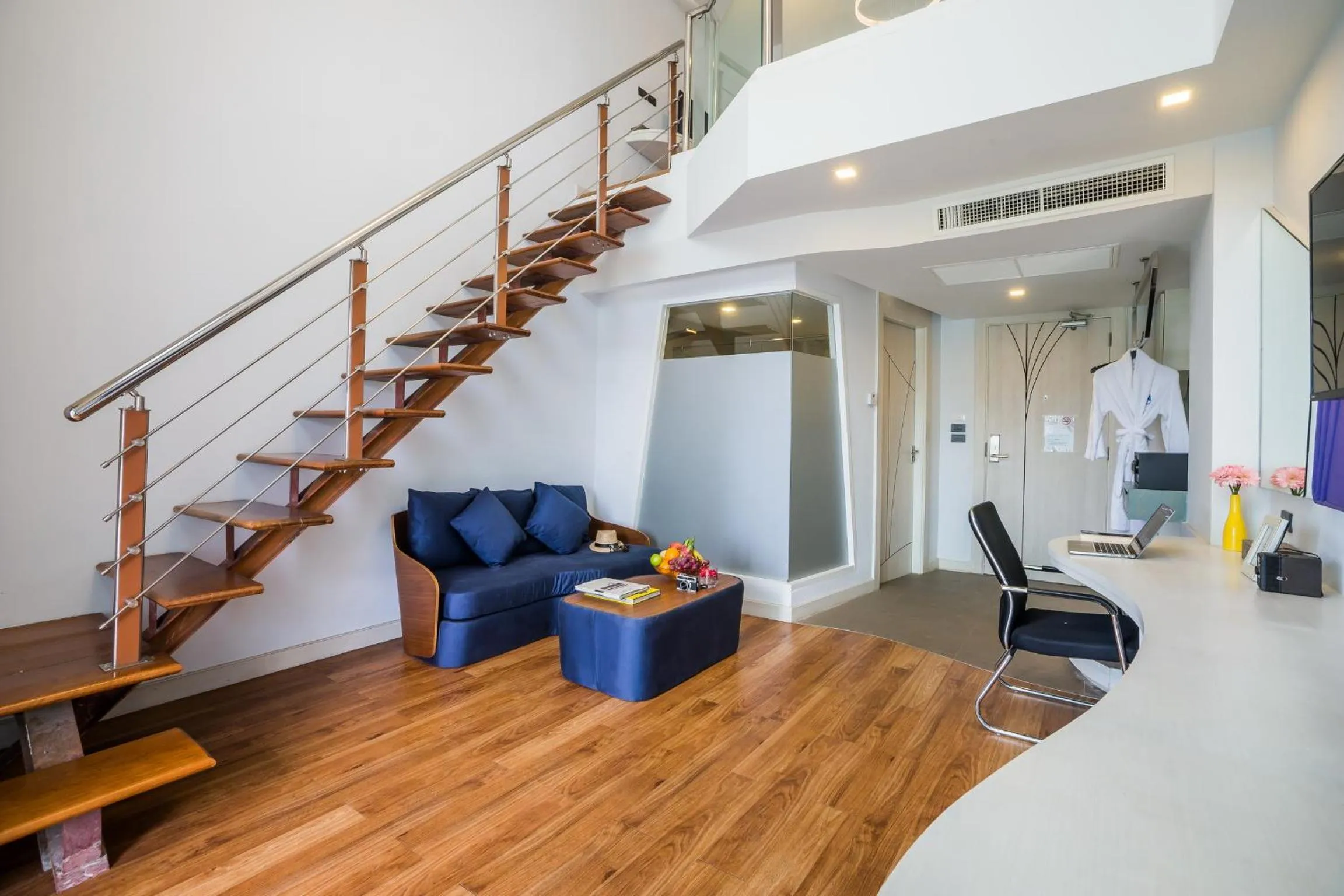 Living room in Blue Boat Hotel JC