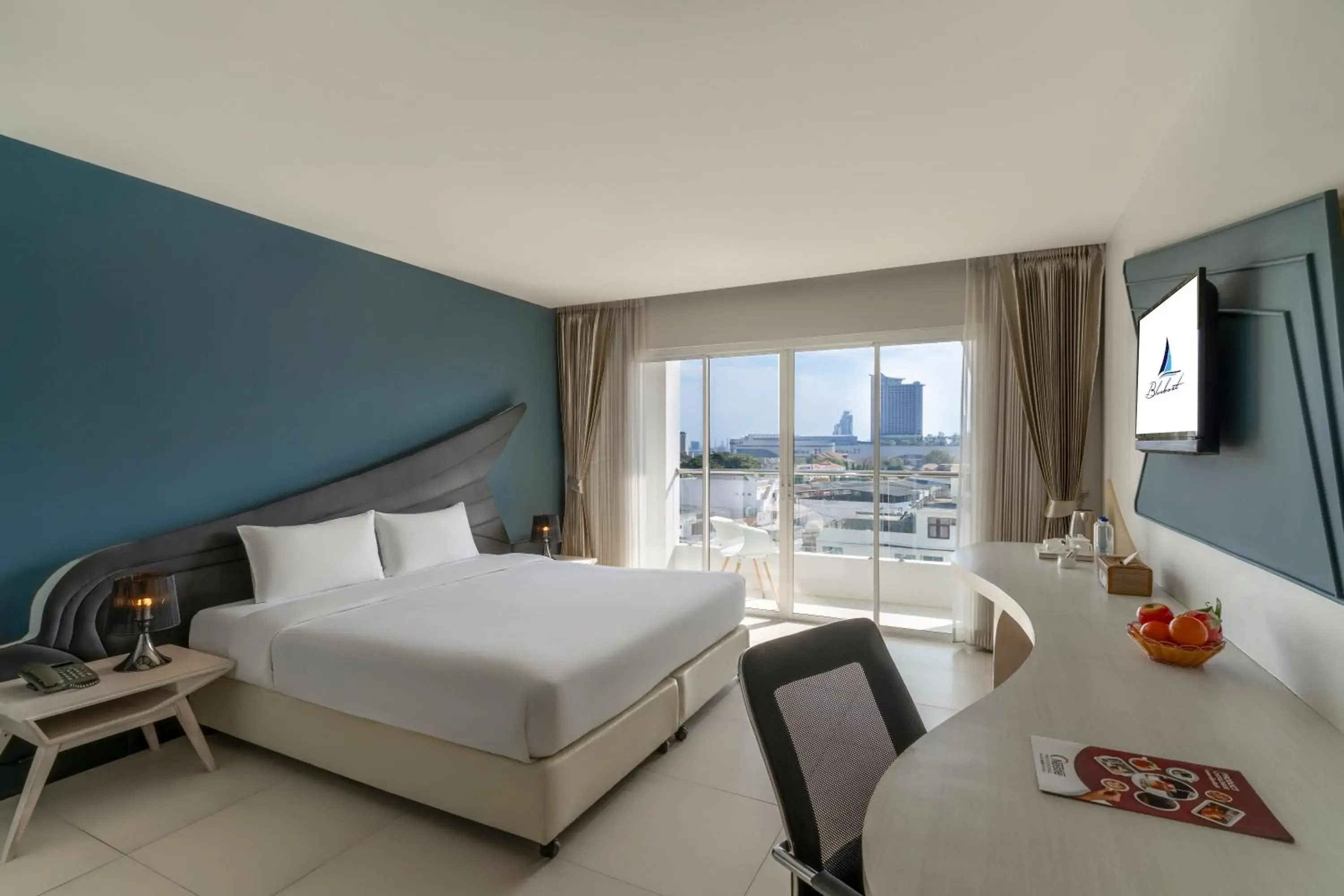 Deluxe King Room in Blue Boat Hotel JC Deluxe King Room in Blue Boat Hotel JC