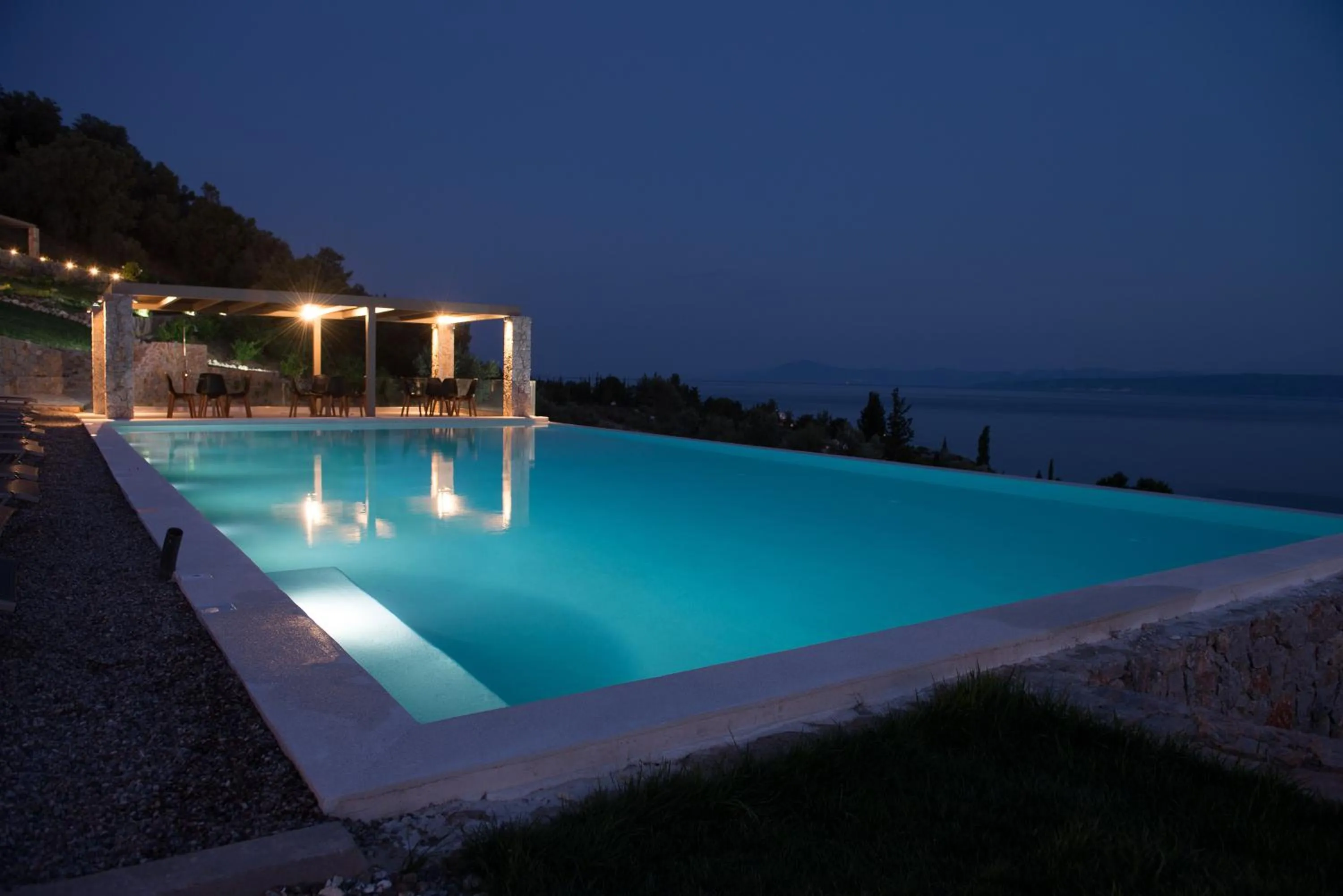 Night in Elimnion Resort