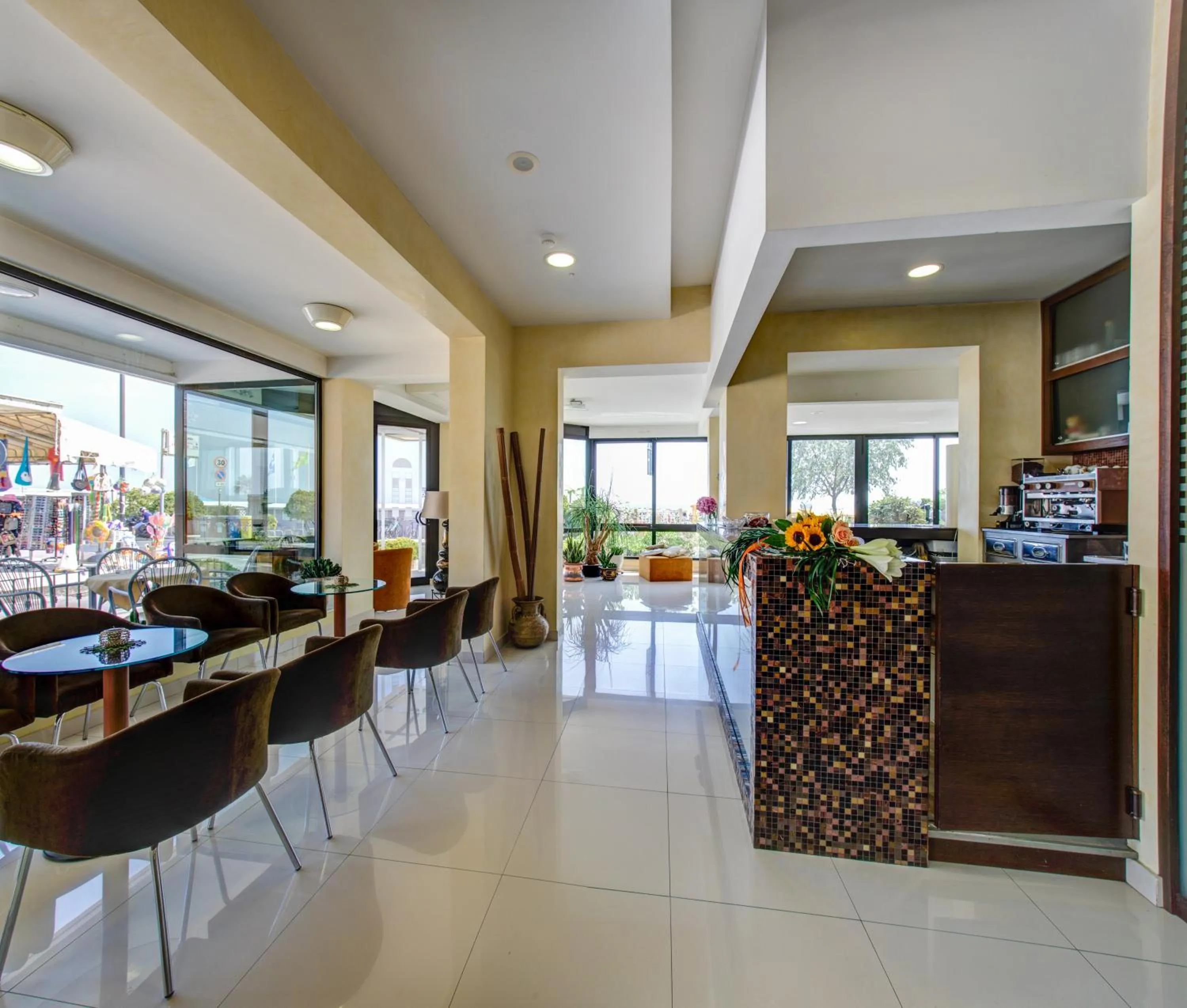 Lounge or bar in Hotel Deanna