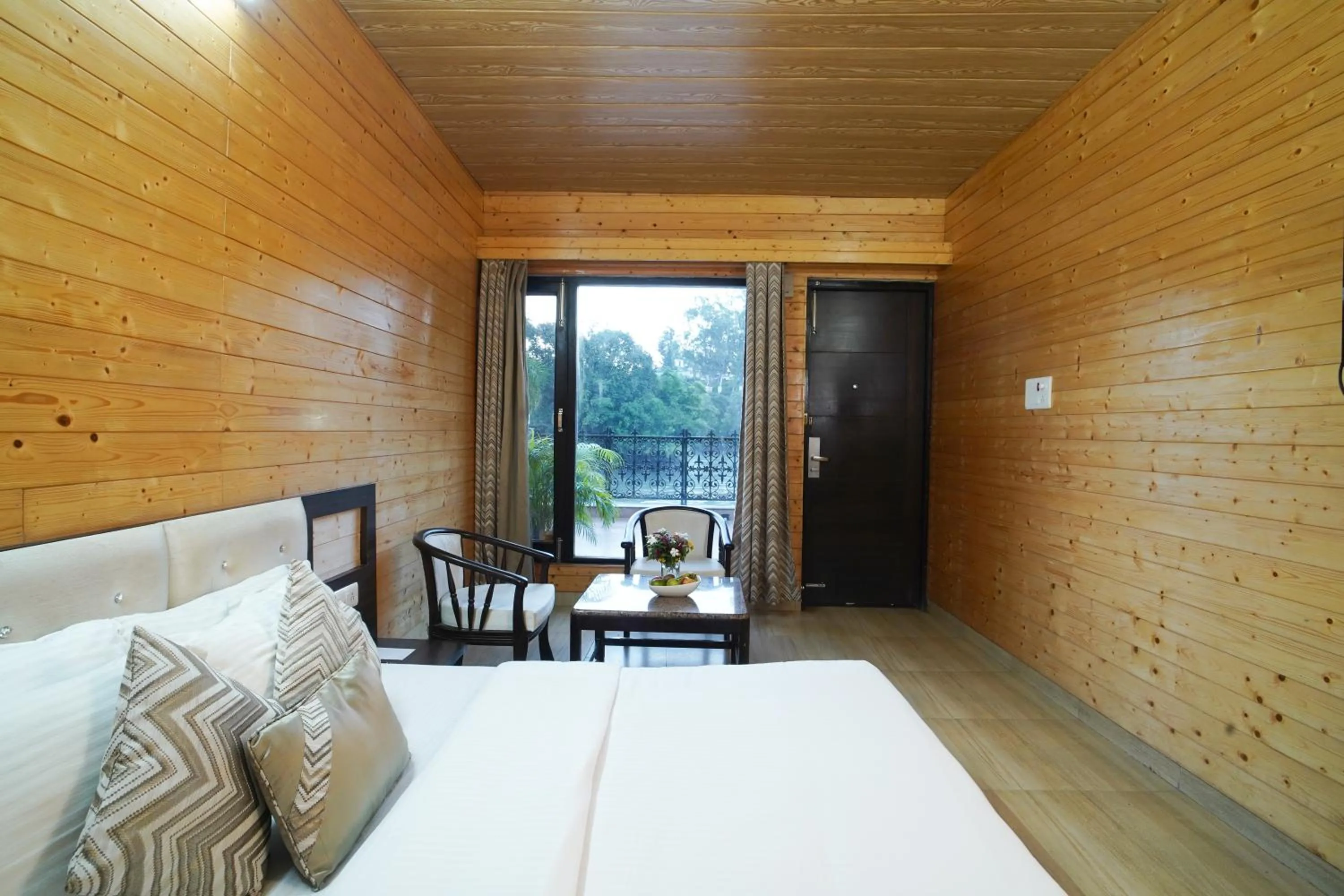 Bed in Comfort Inn Coral River