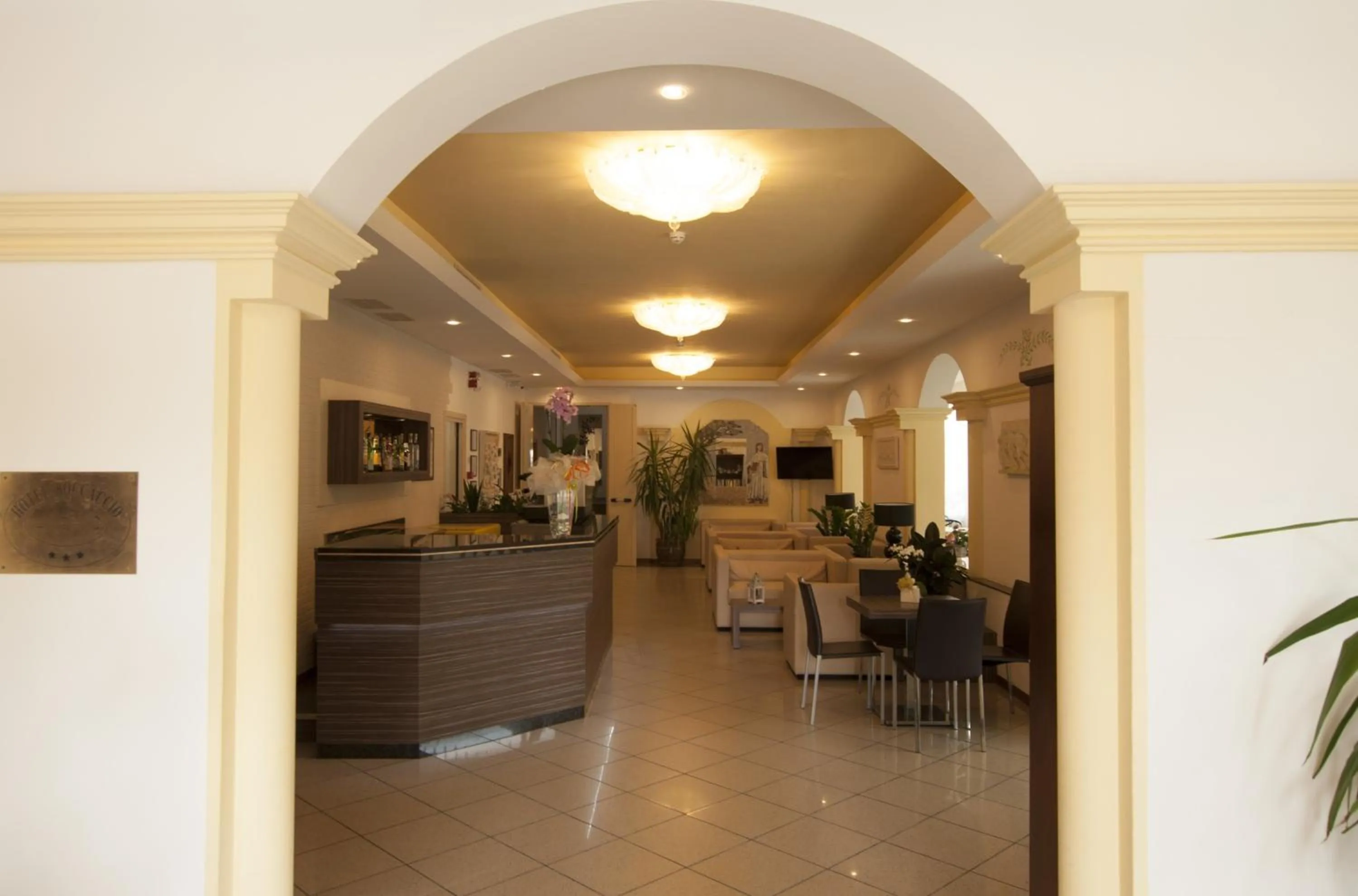 Hotel Boccaccio-free parking-