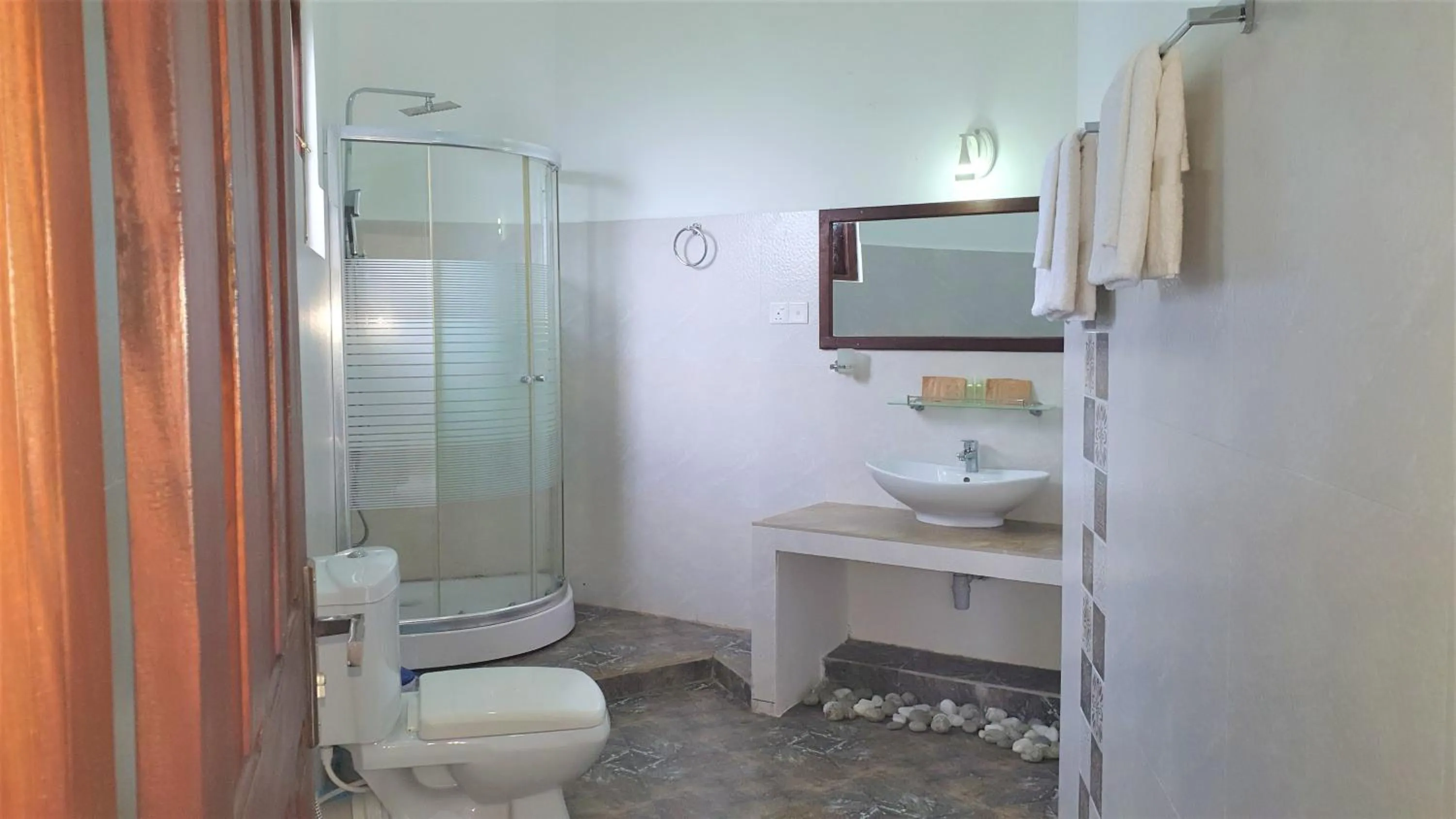 Bathroom in Dhammika Magic Palace