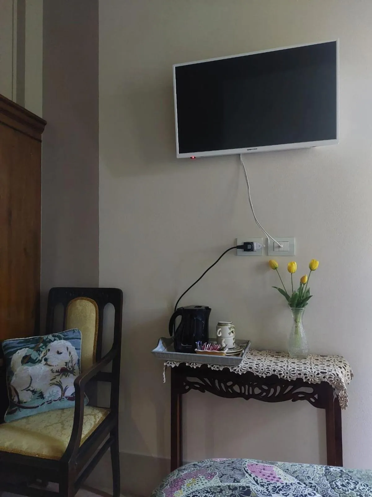 TV and multimedia in Locanda Antico Casale Cesenatico