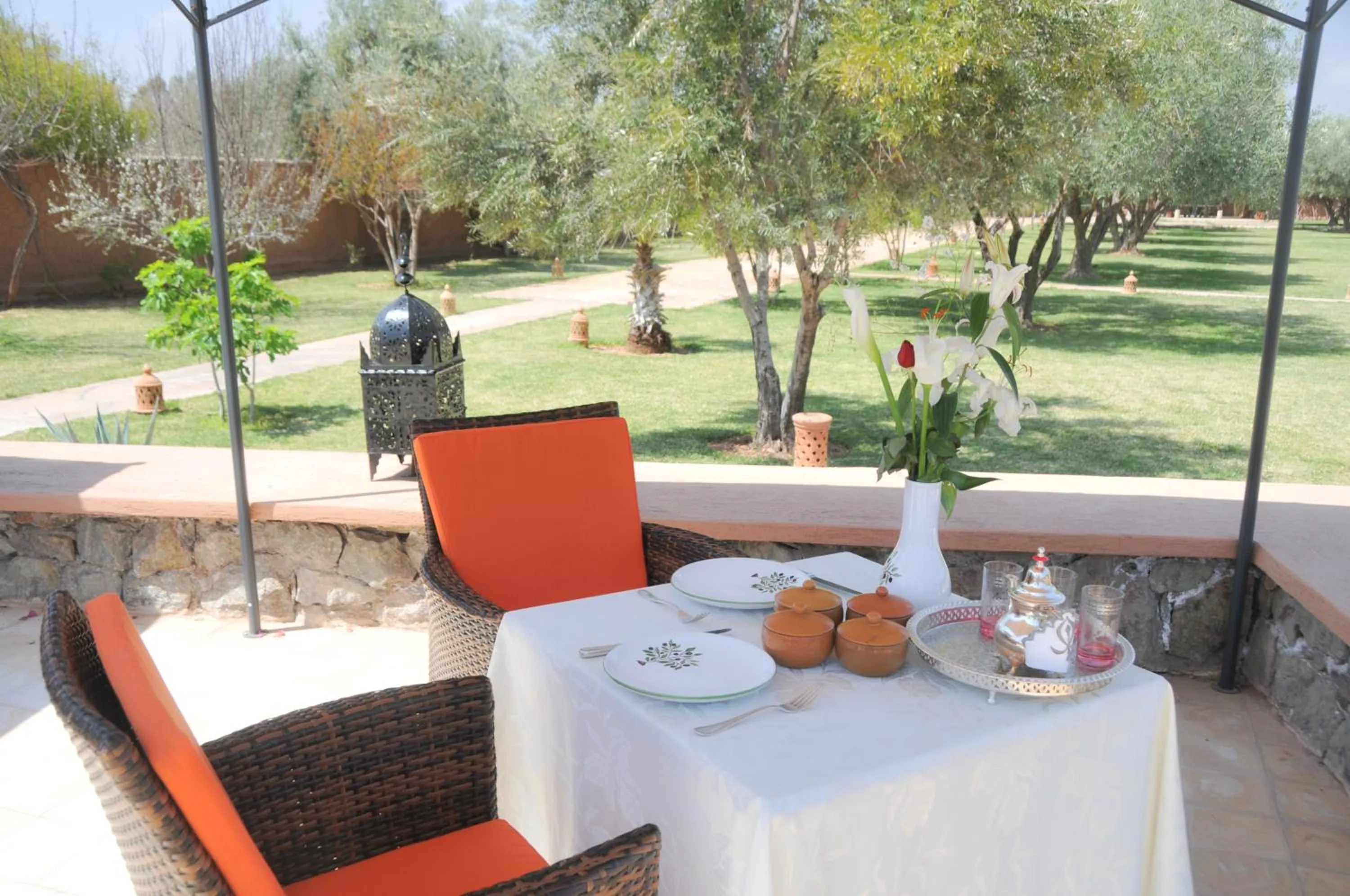 Garden view in SOBOL Le Chant des Oliviers