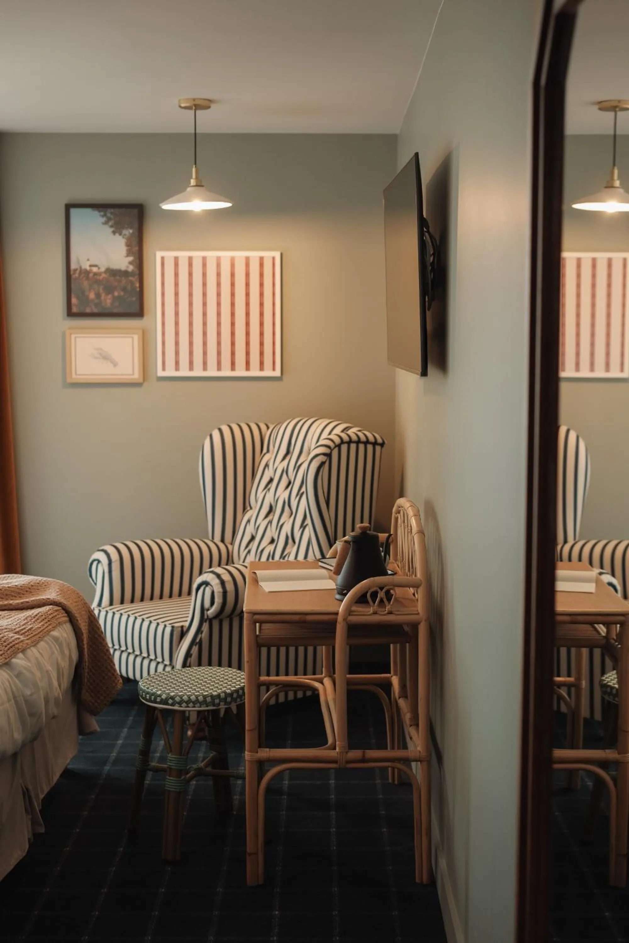 Bed in Hôtel de la Mer & Spa