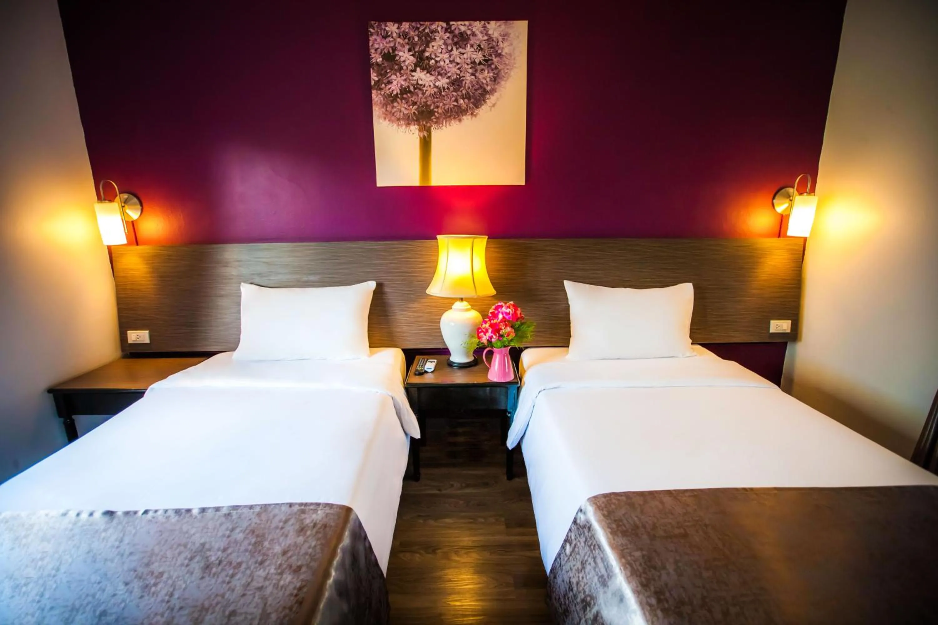 Bedroom, Bed in Natural Park Resort Pattaya