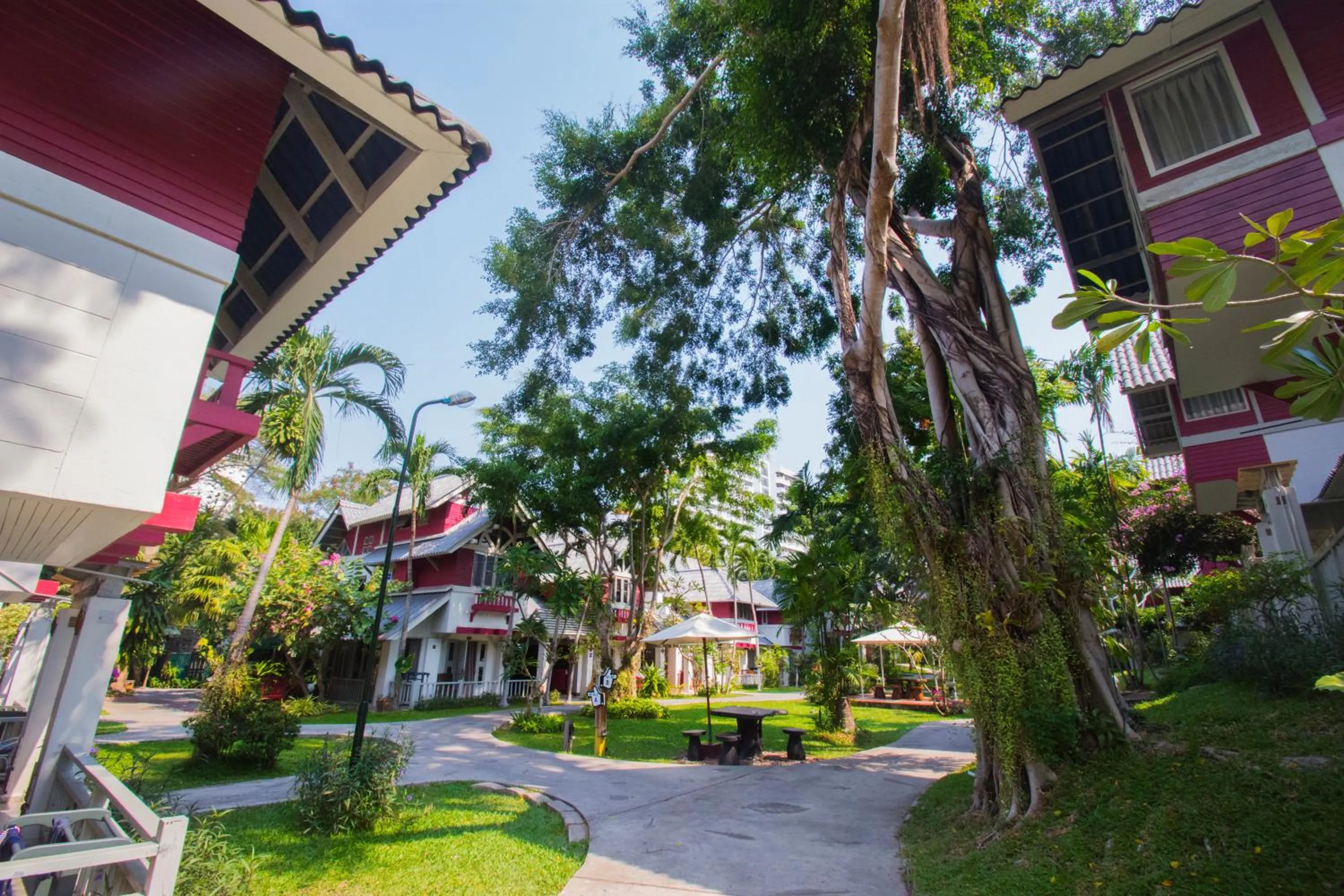 Natural Park Resort Pattaya