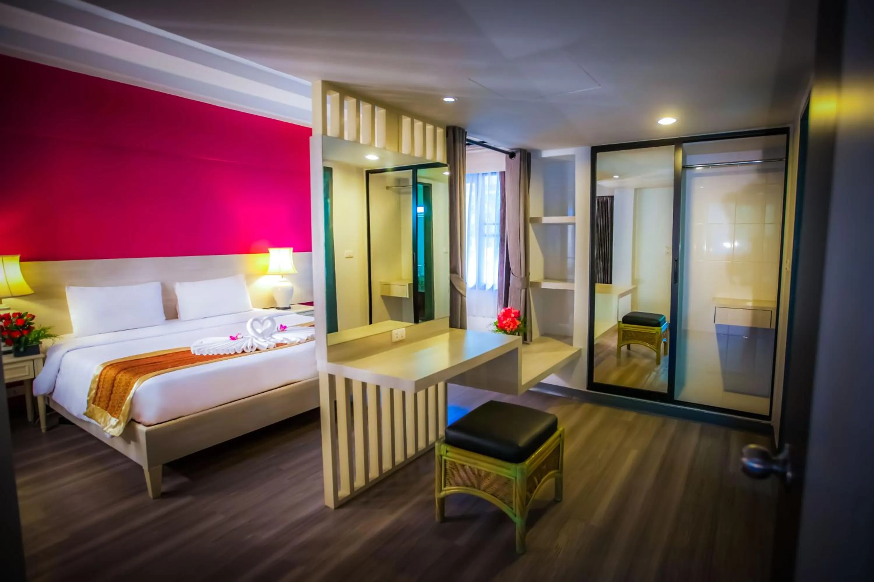 Bedroom, Bed in Natural Park Resort Pattaya