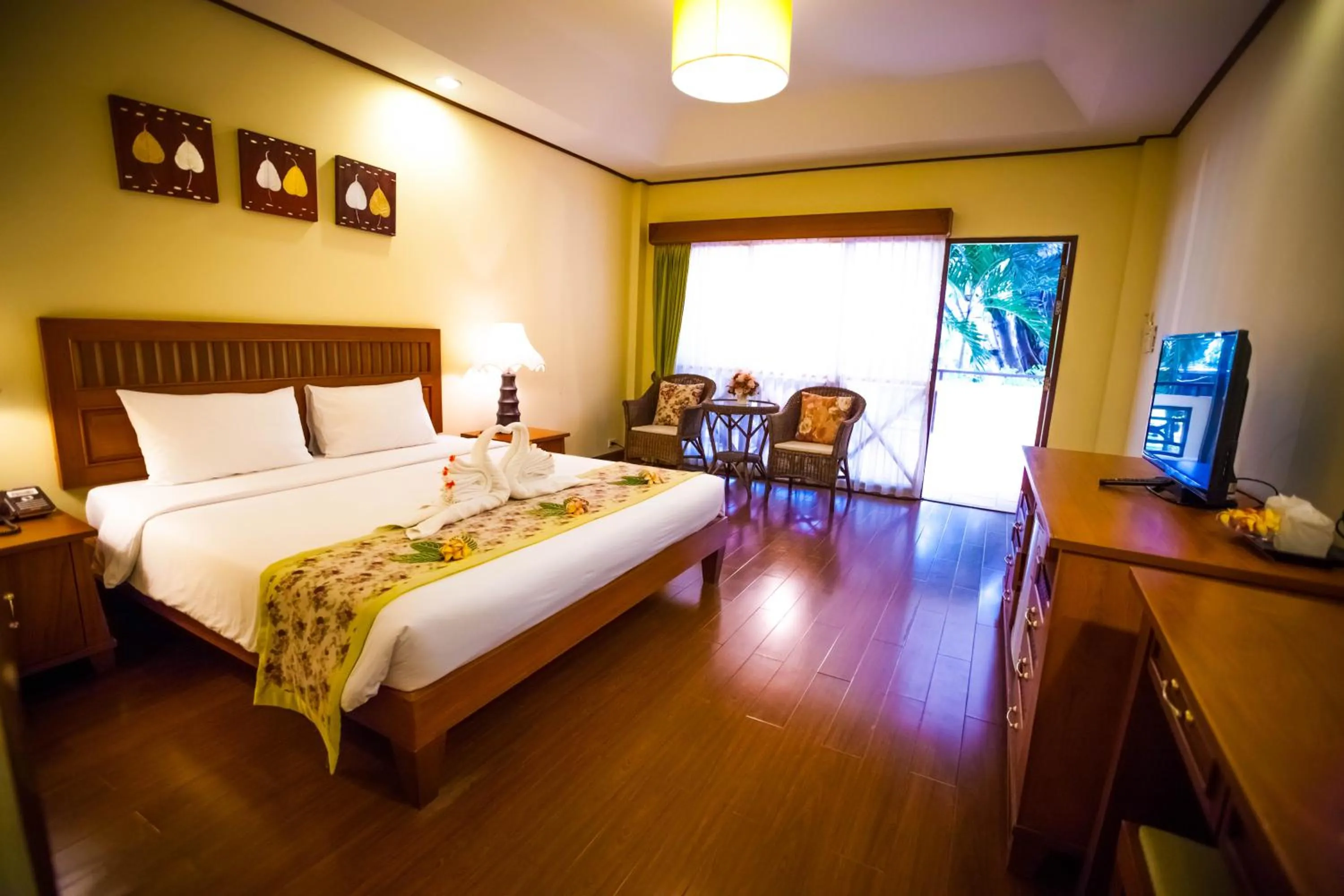 Bedroom, Bed in Natural Park Resort Pattaya