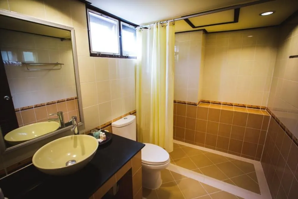 Bathroom in Natural Park Resort Pattaya